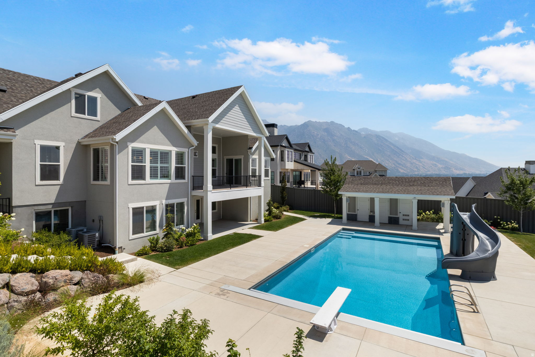 main property photo 75