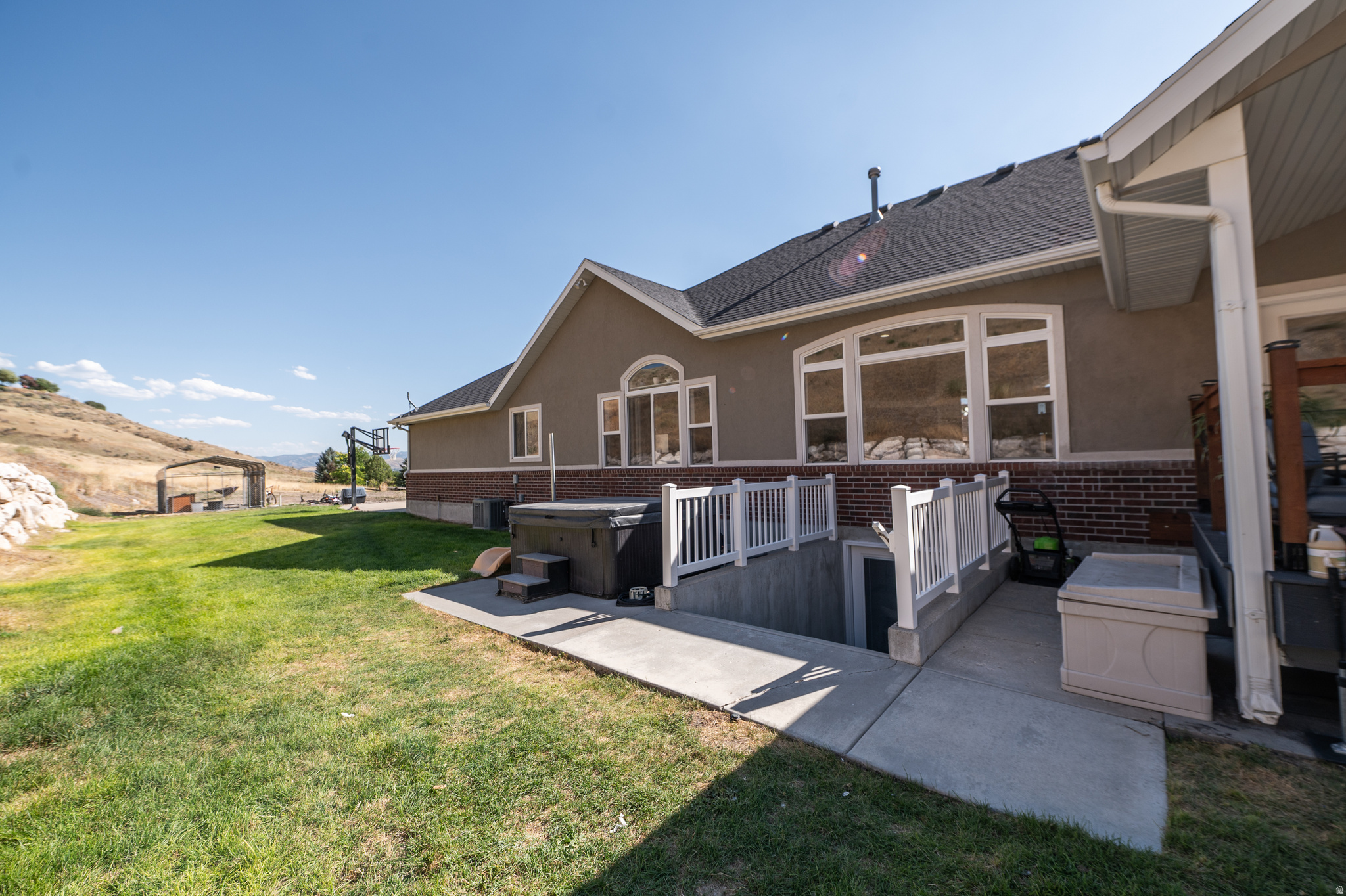 main property photo 60
