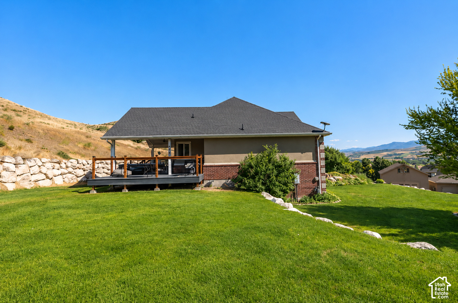 main property photo 66