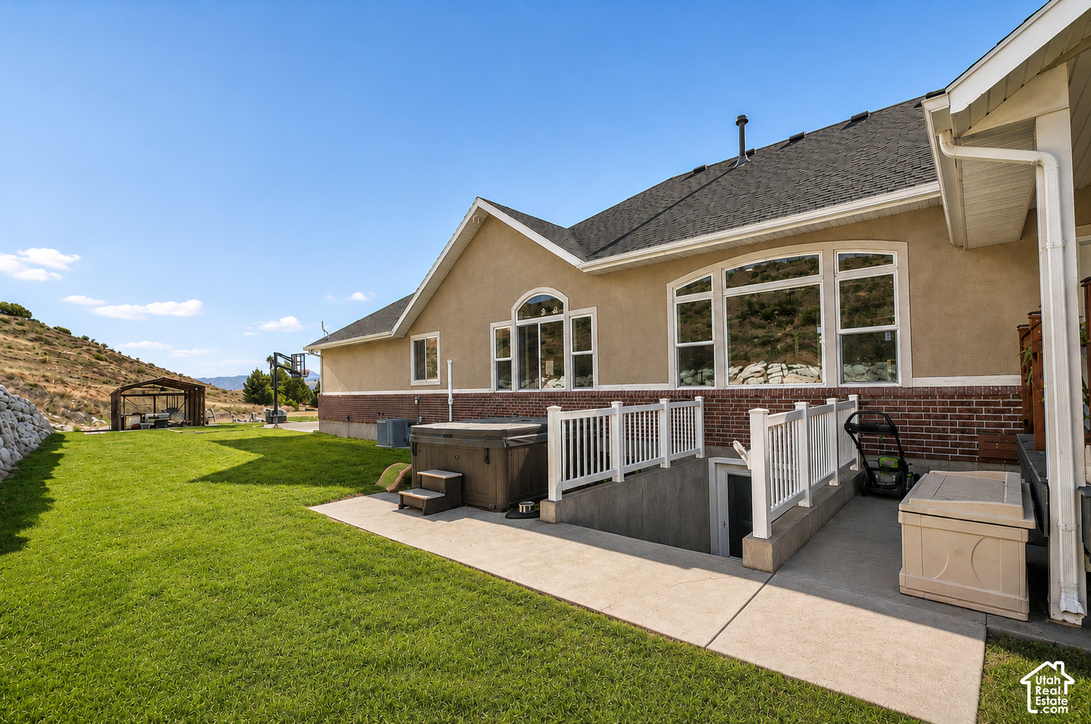 main property photo 70