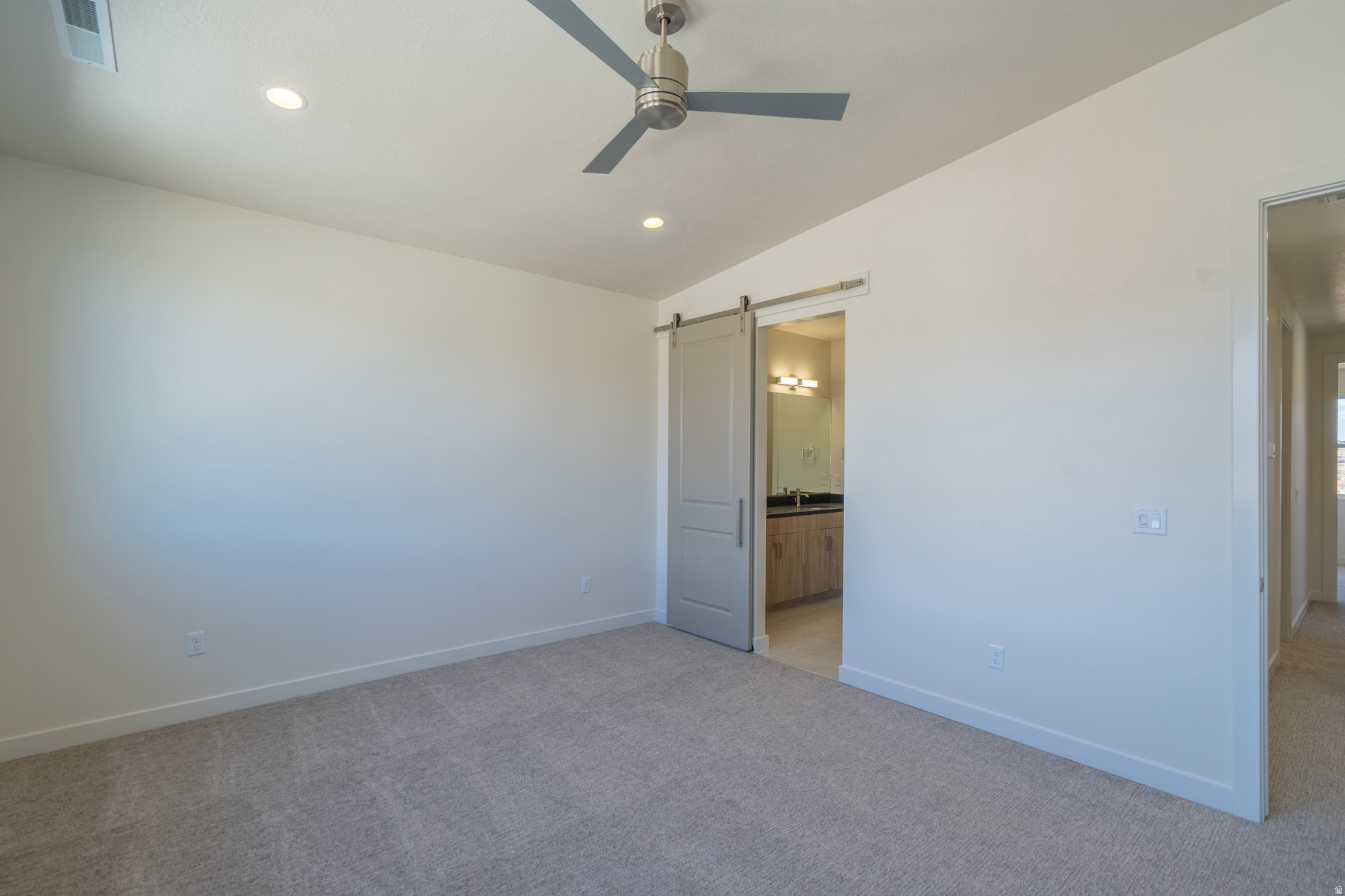 main property photo 67