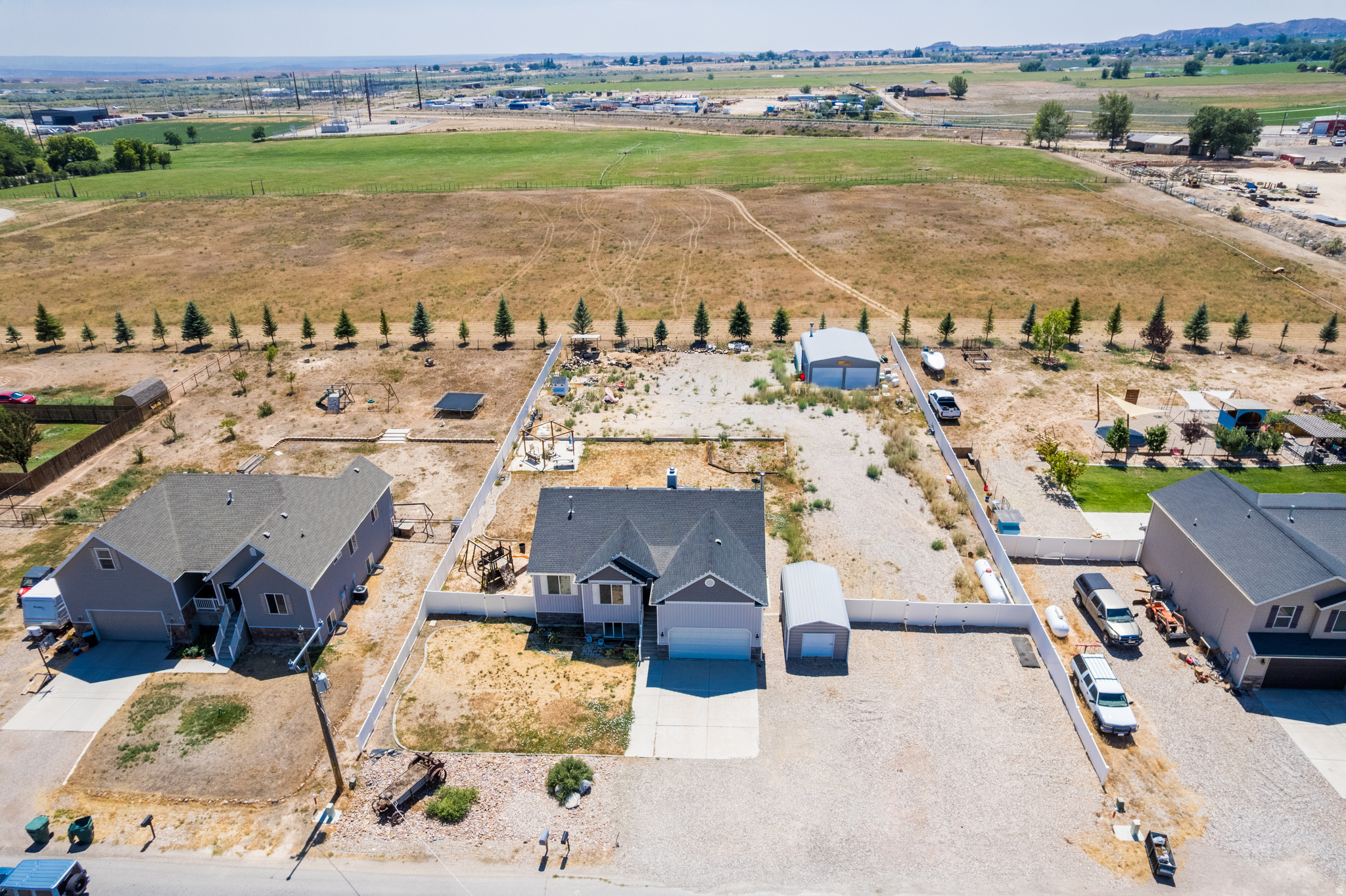 main property photo 44