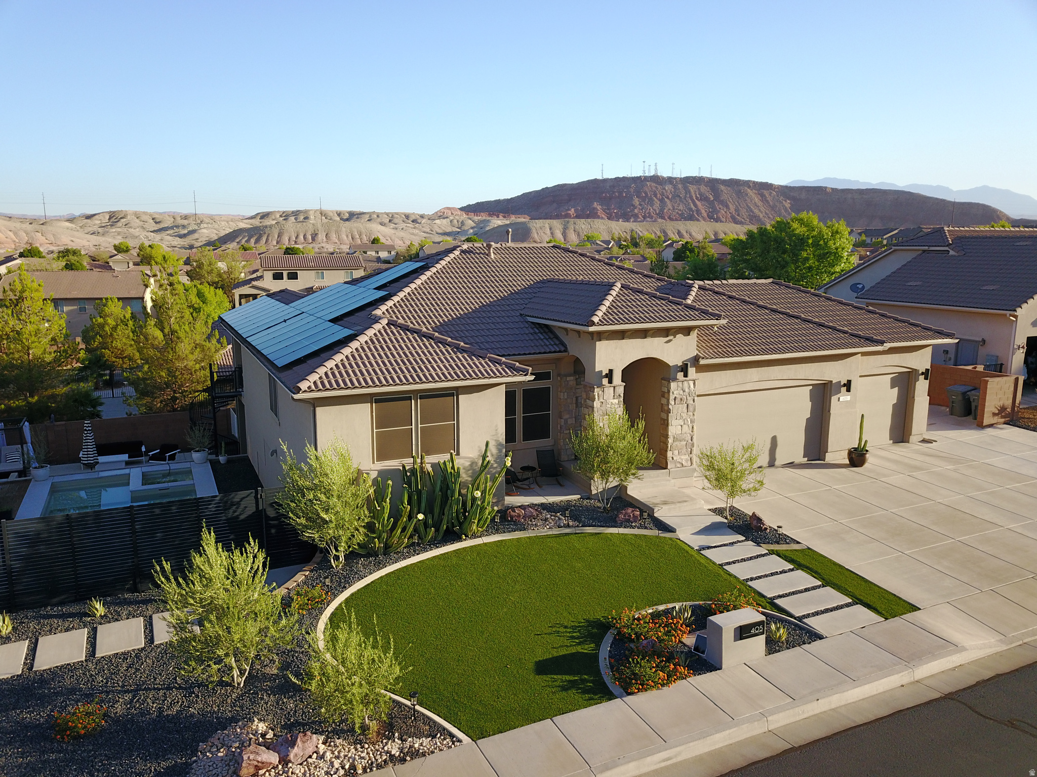 main property photo 51