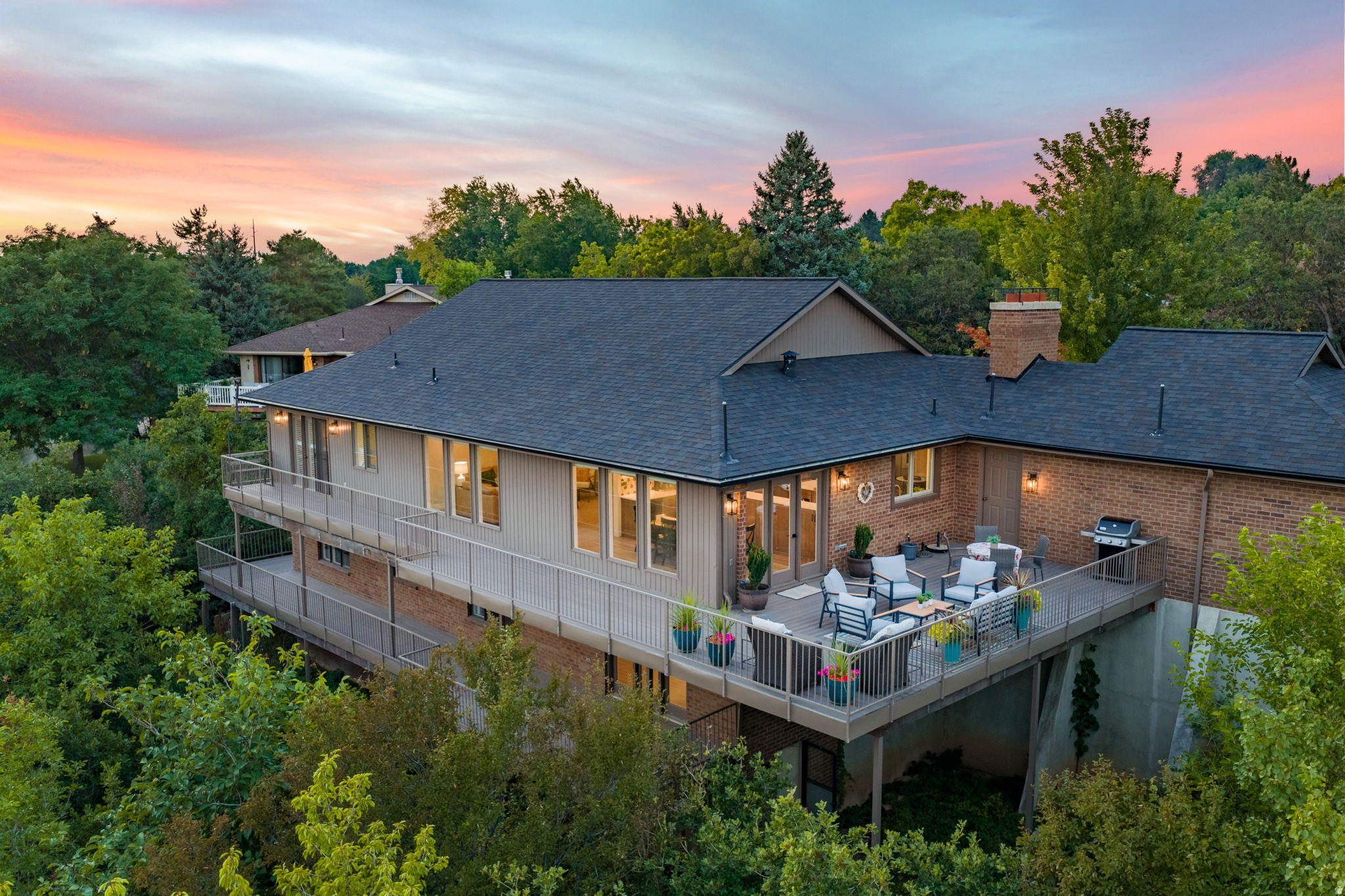main property photo 54