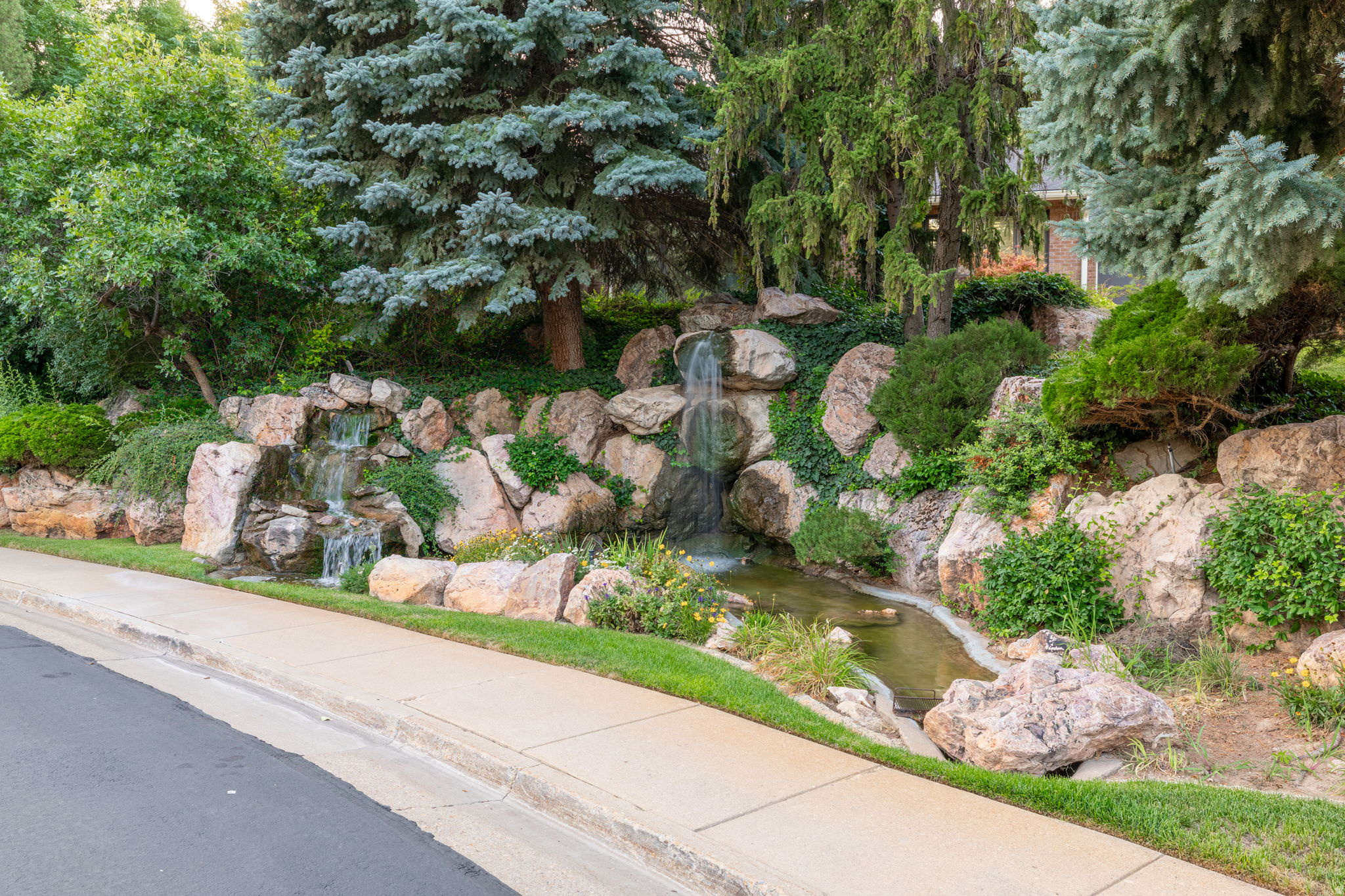 main property photo 65