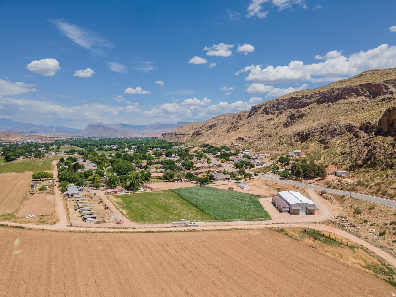main property photo 7