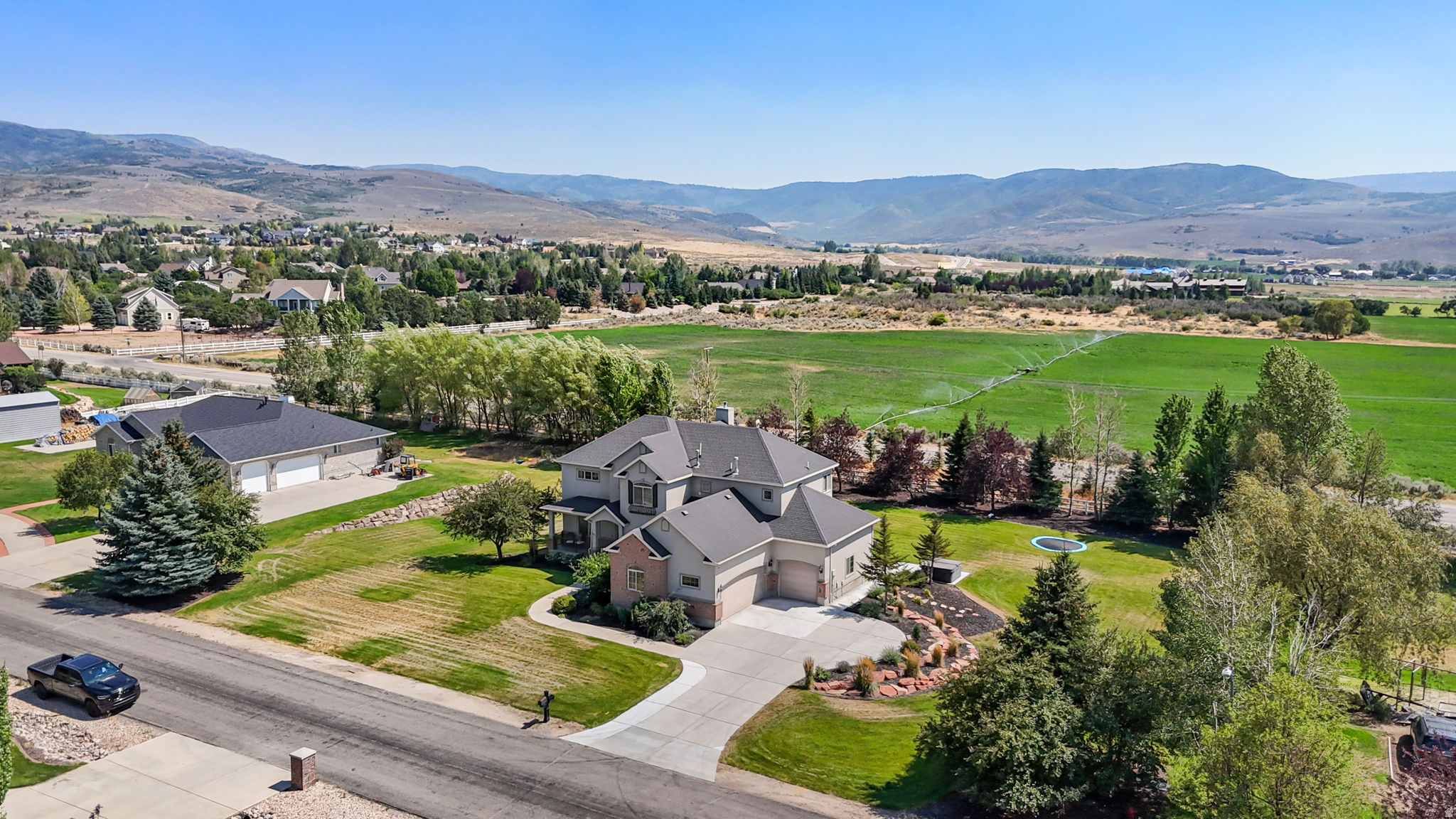 main property photo 44
