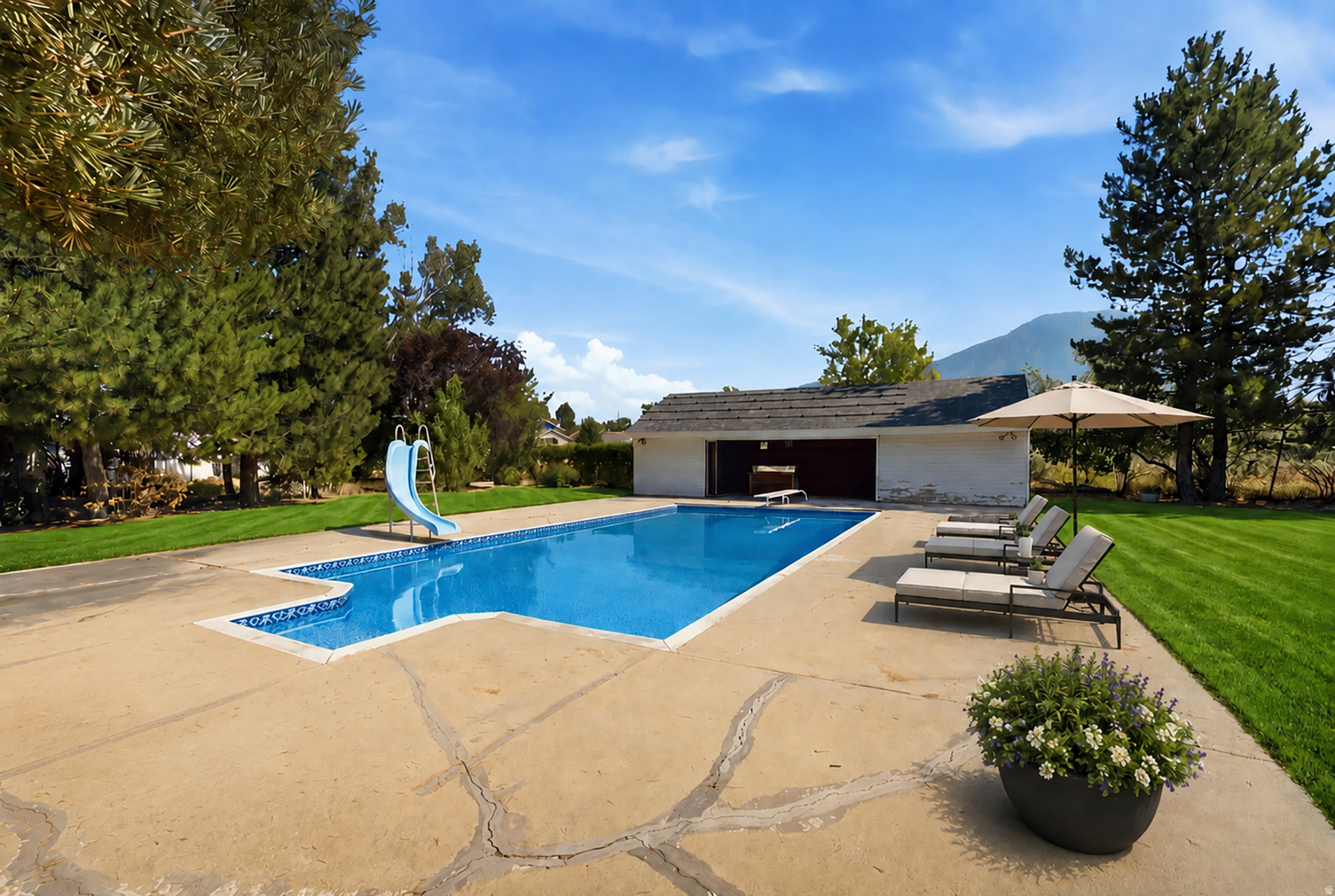 main property photo 54