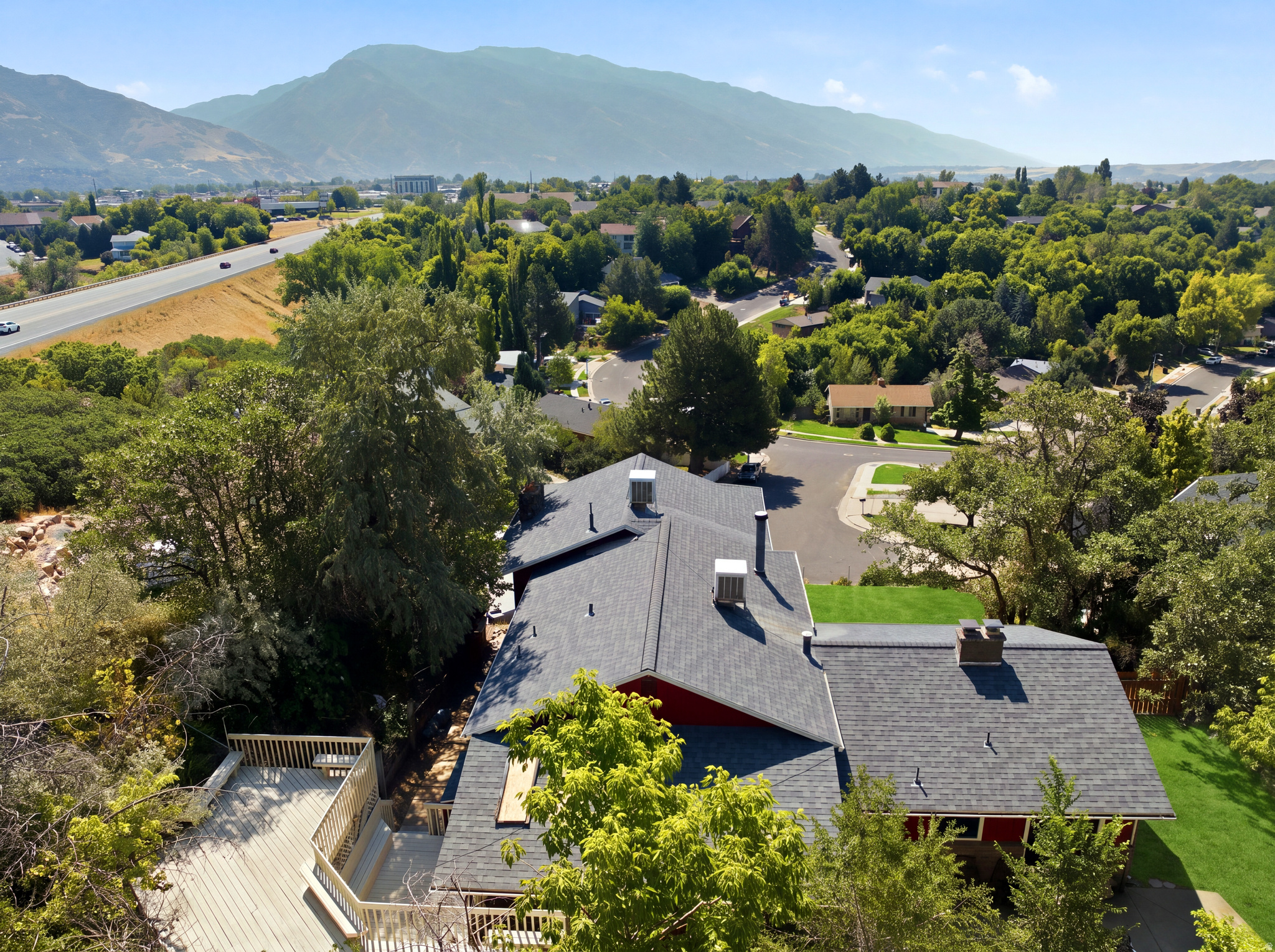 main property photo 59