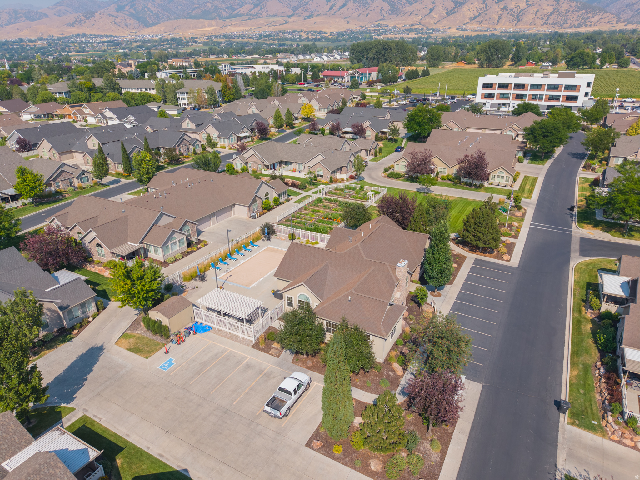 main property photo 61