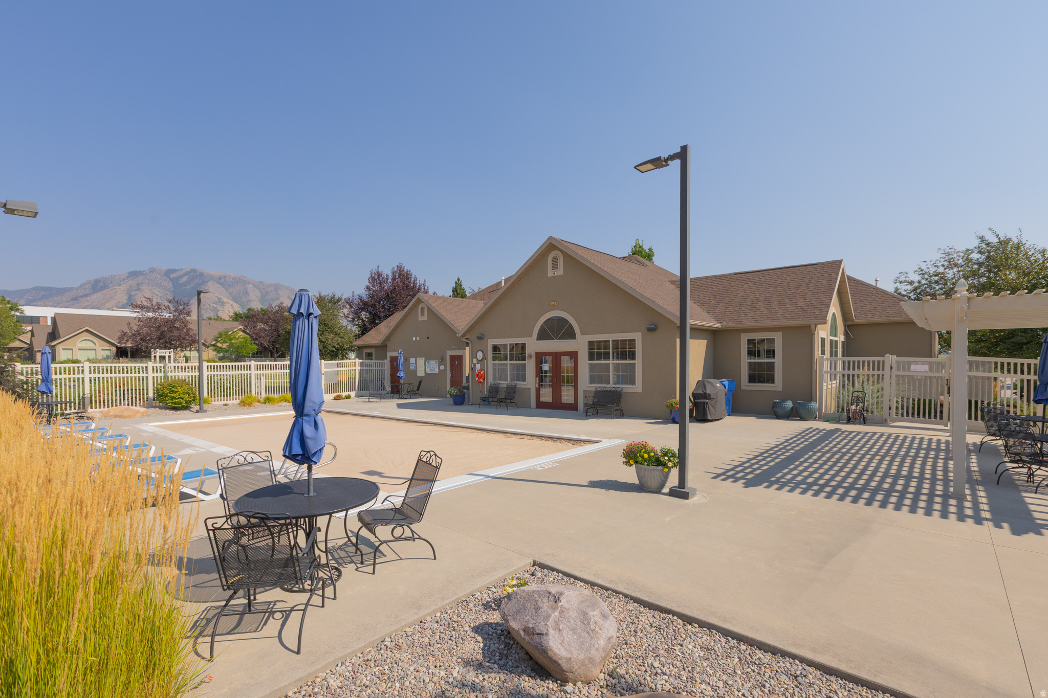 main property photo 70