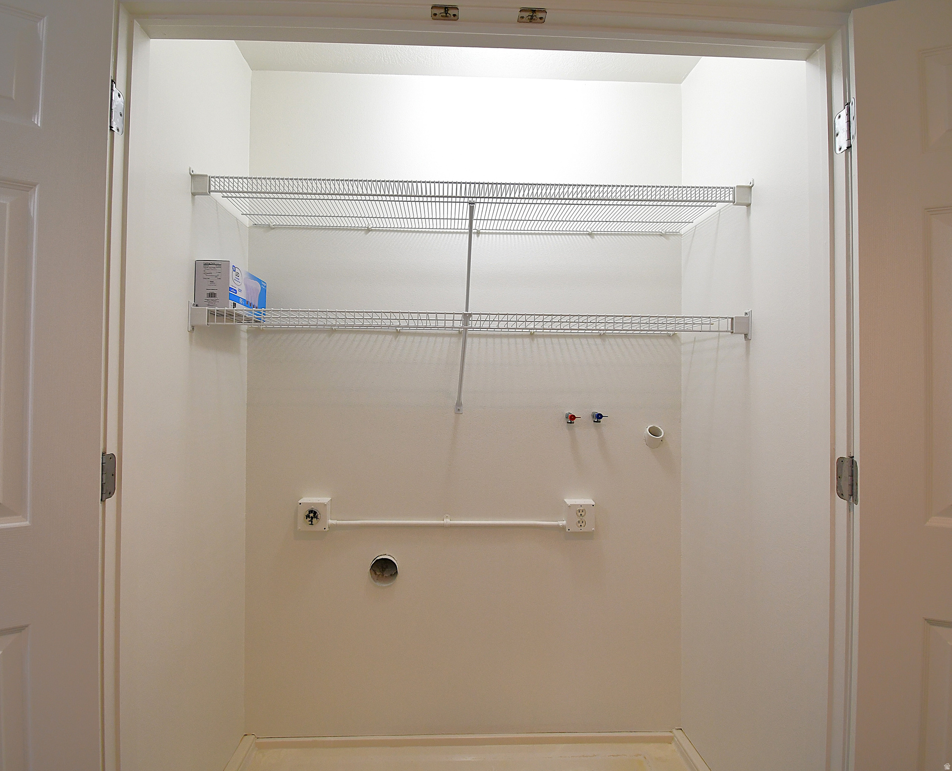 main property photo 12