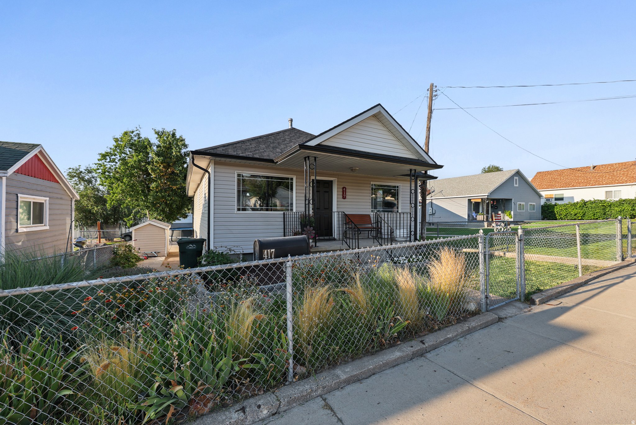 main property photo 37