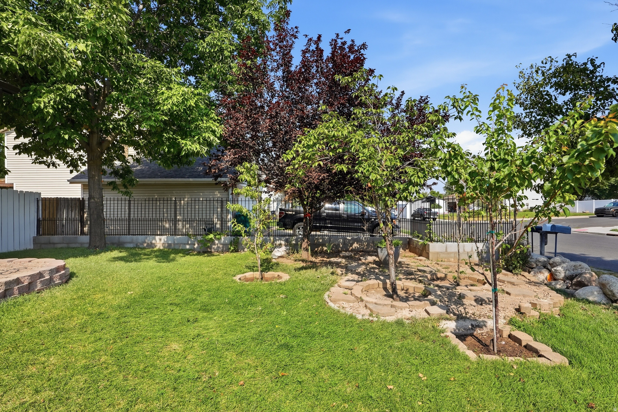 main property photo 51