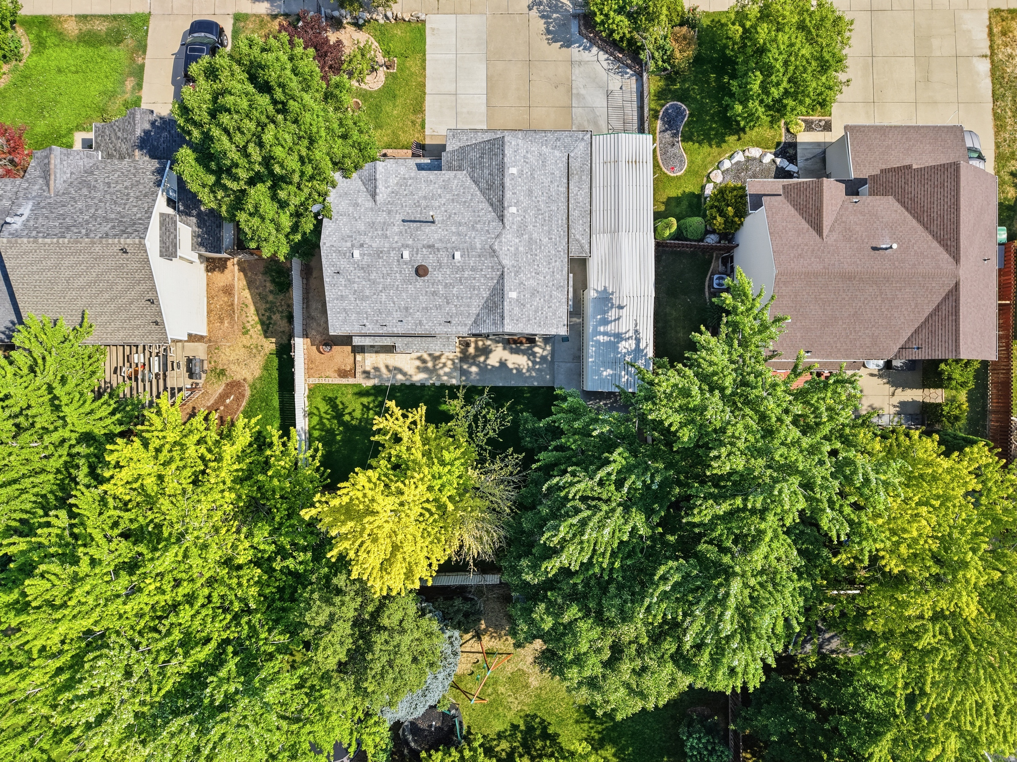 main property photo 58