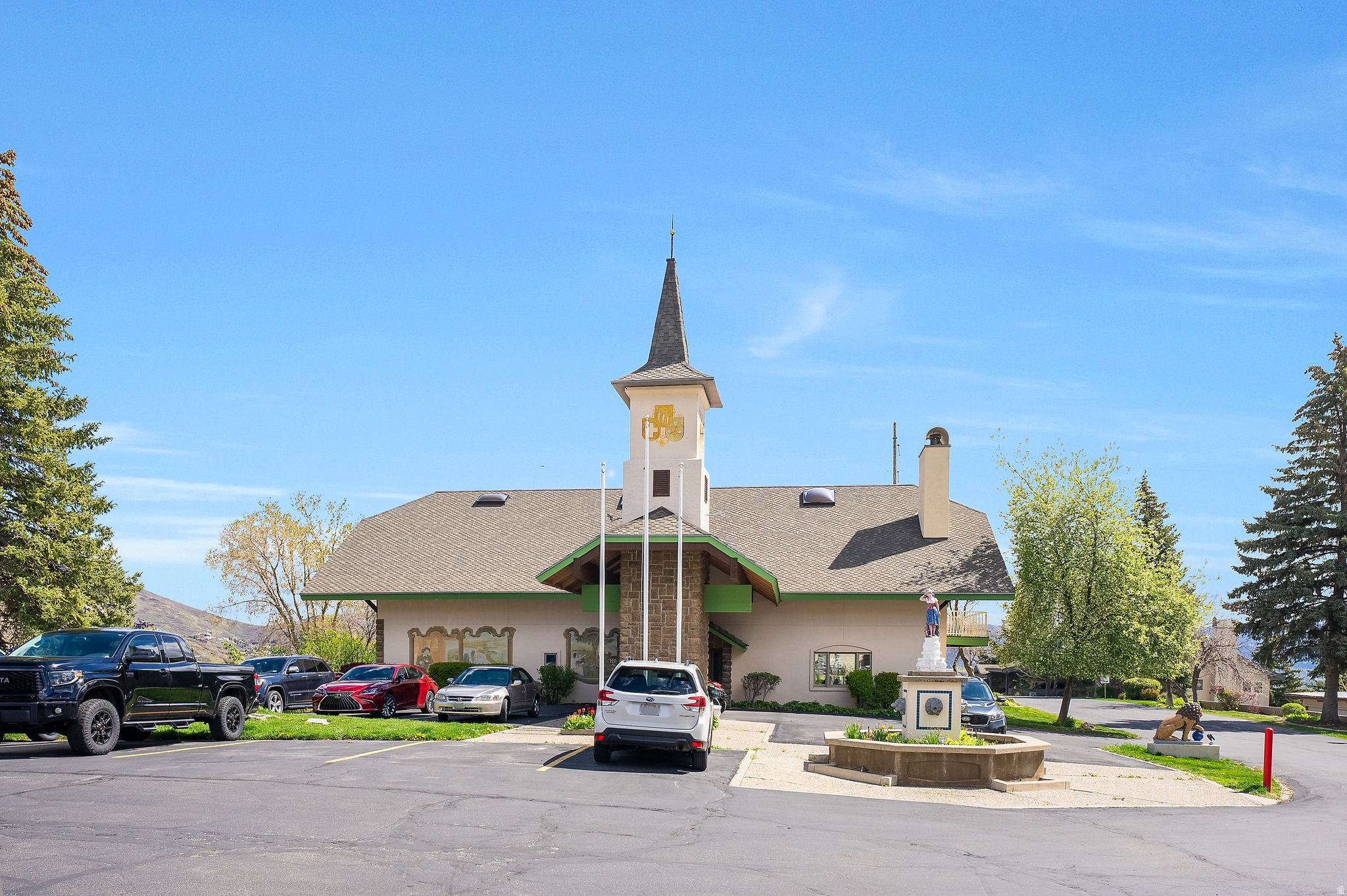main property photo 30