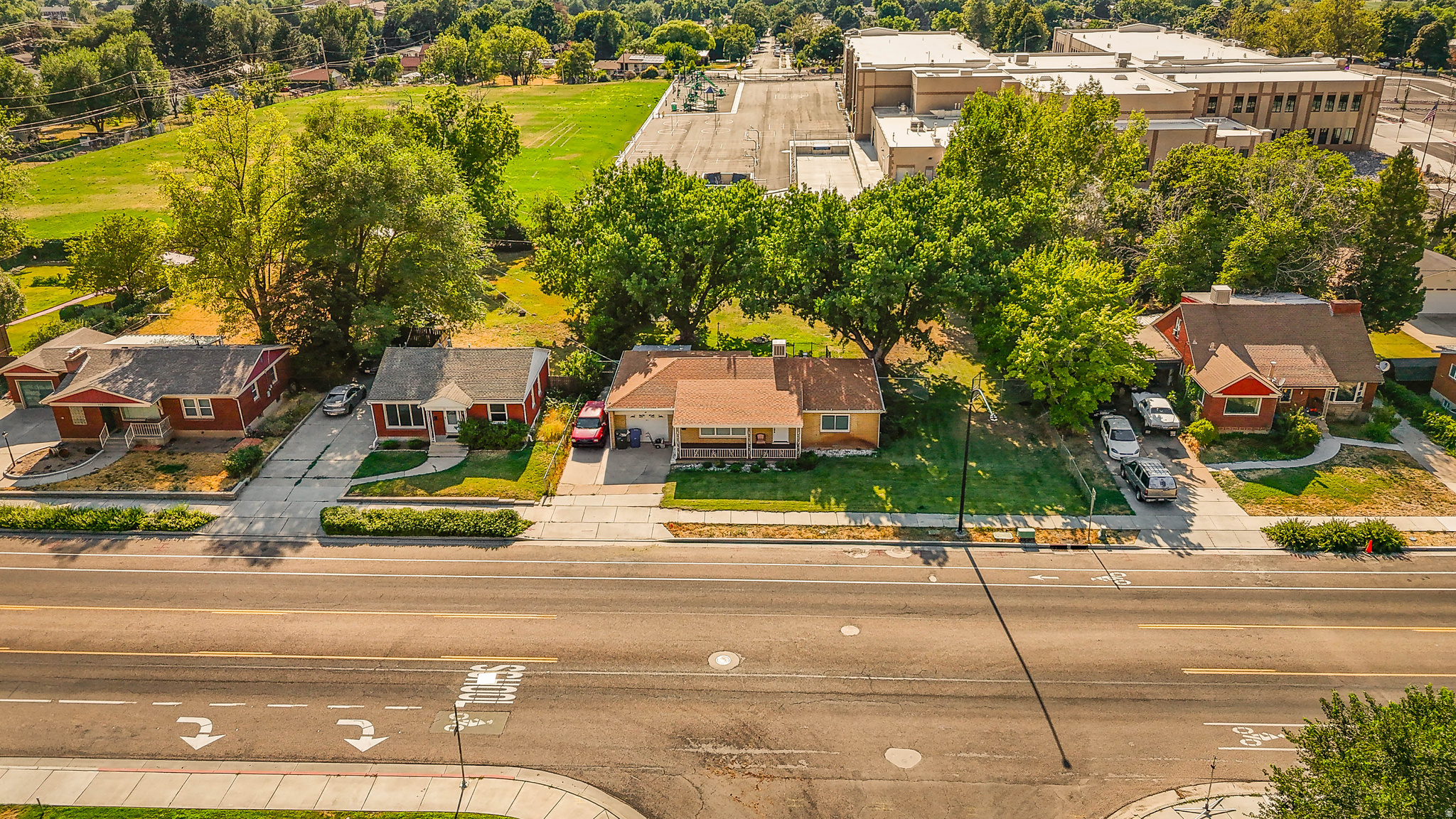 main property photo 22