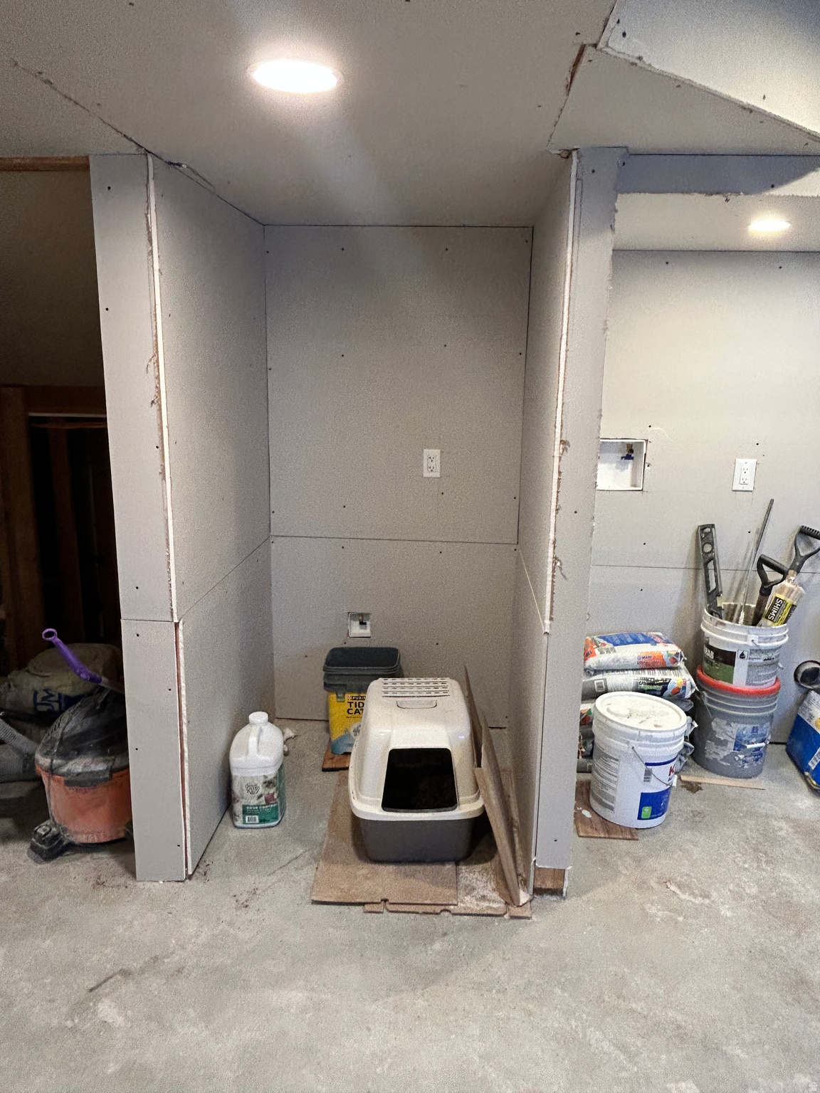 main property photo 38
