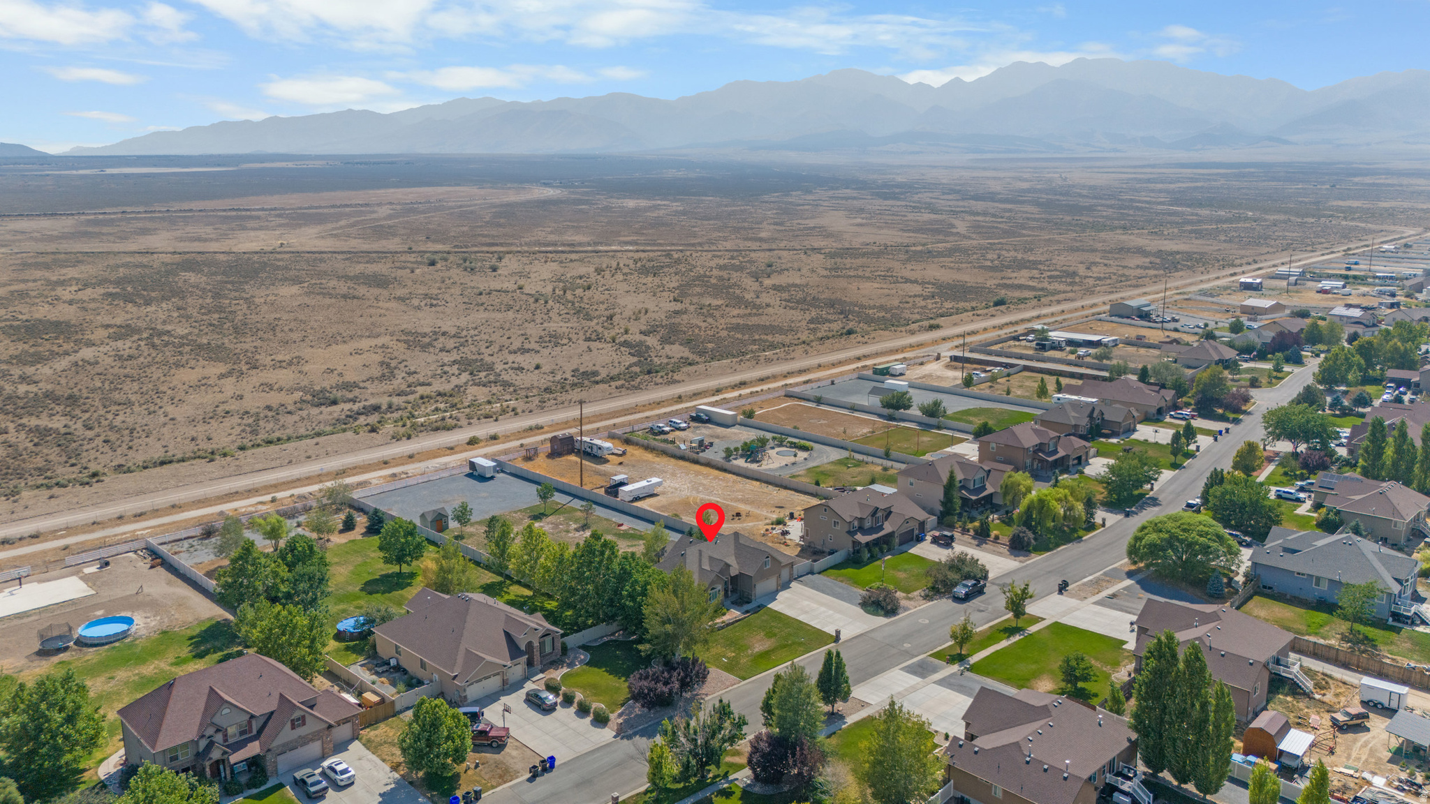 main property photo 50