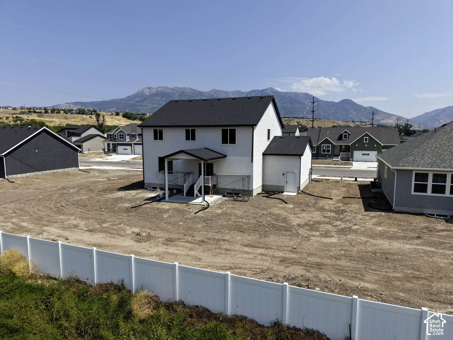 main property photo 20