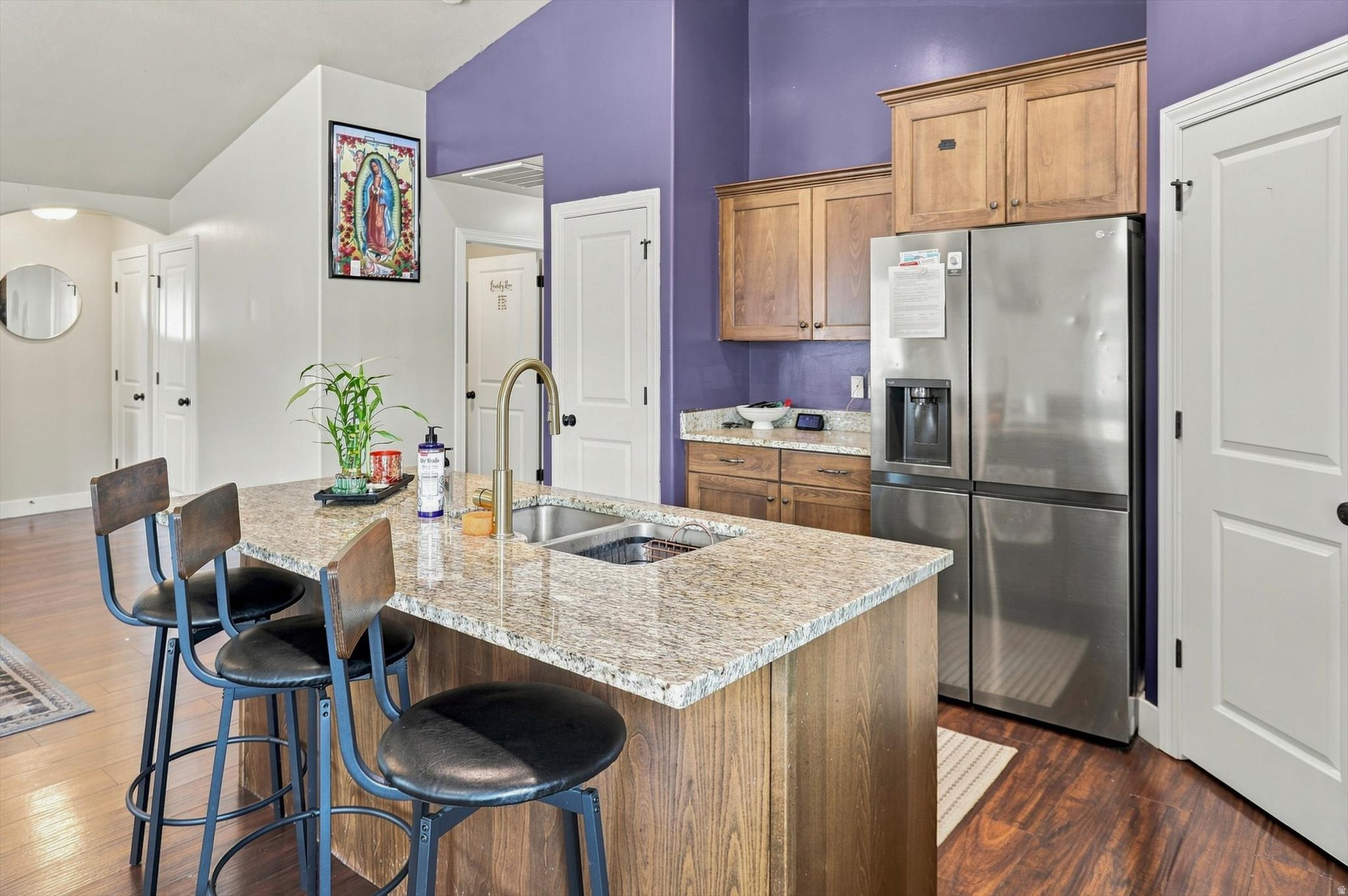 main property photo 11