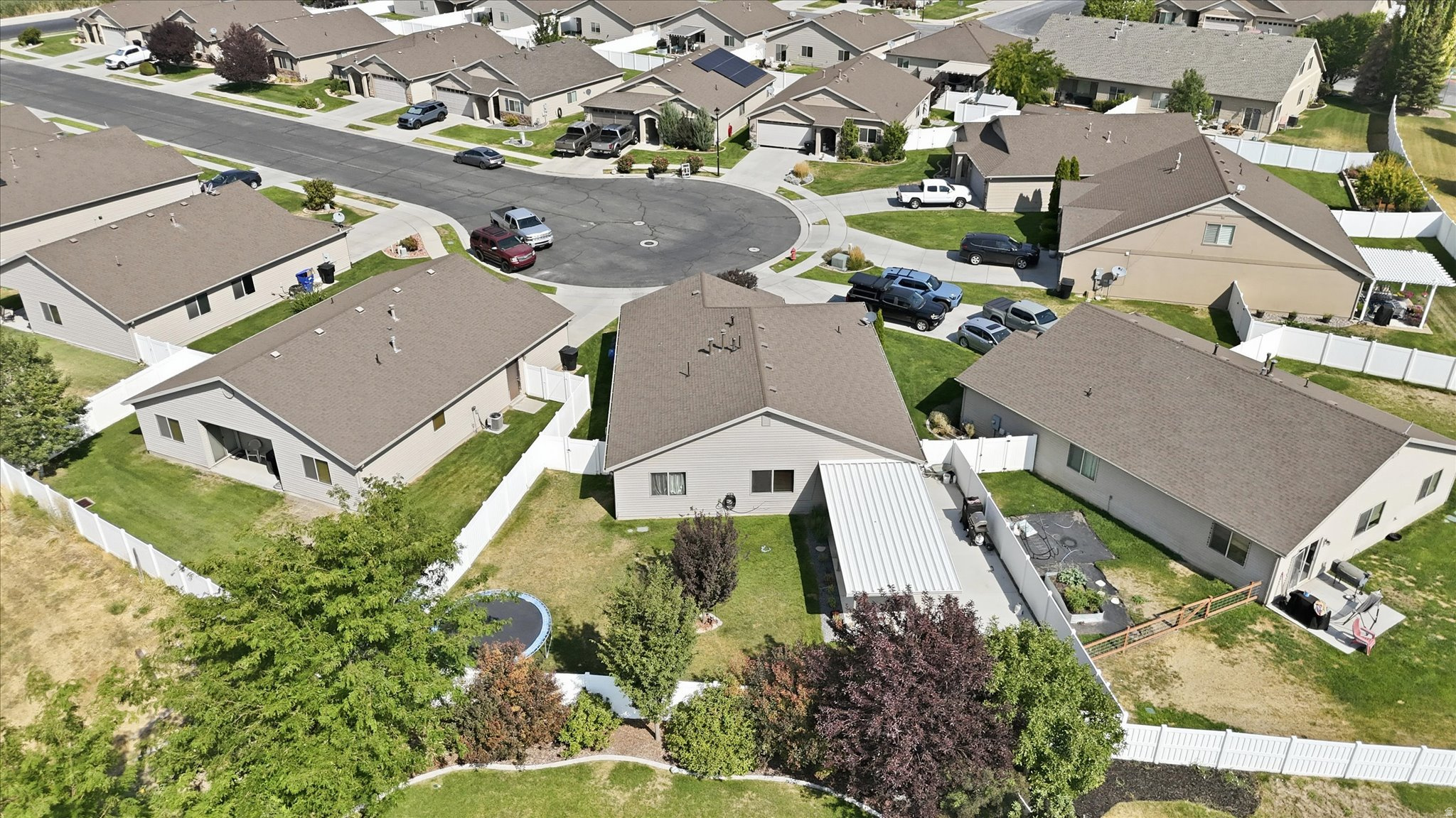 main property photo 44