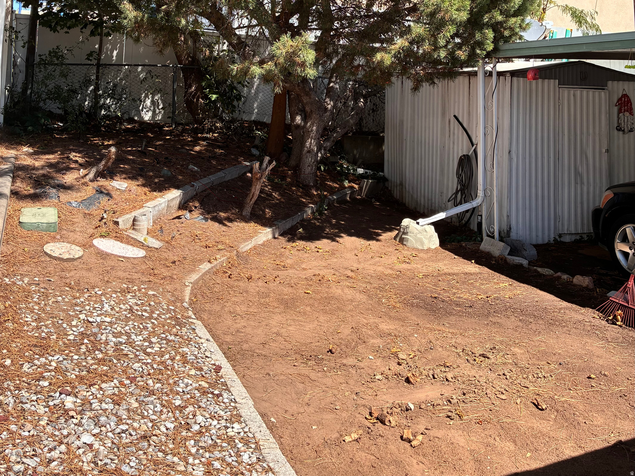 main property photo 28