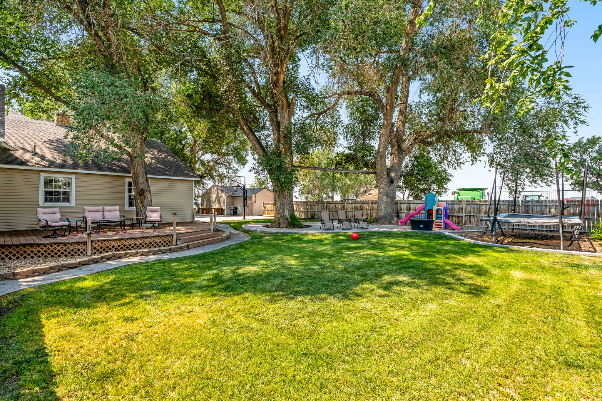 main property photo 64