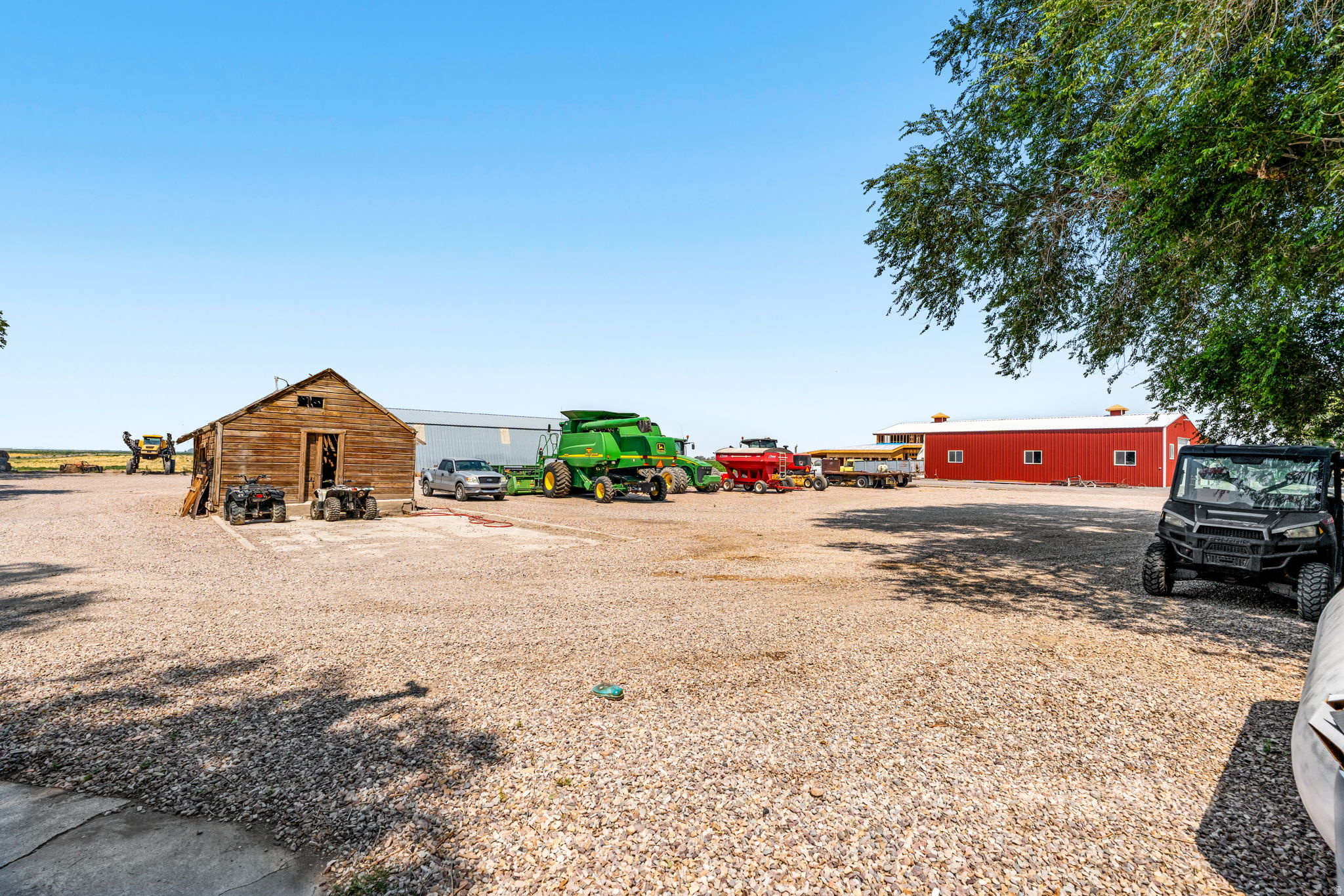 main property photo 65