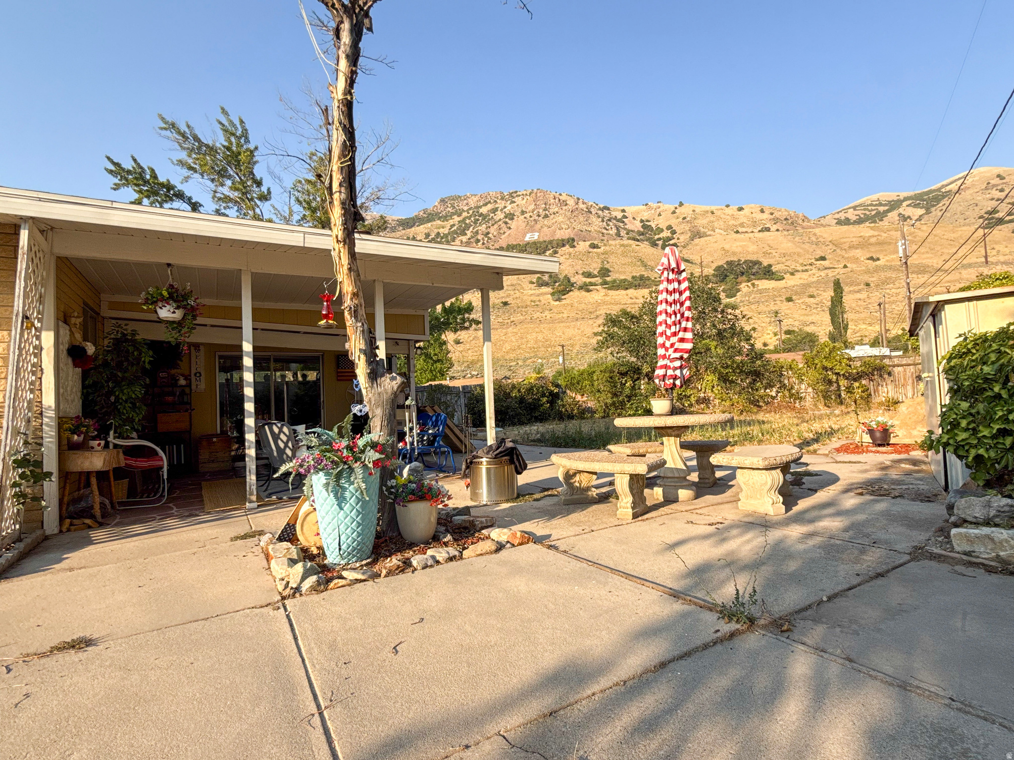 main property photo 19
