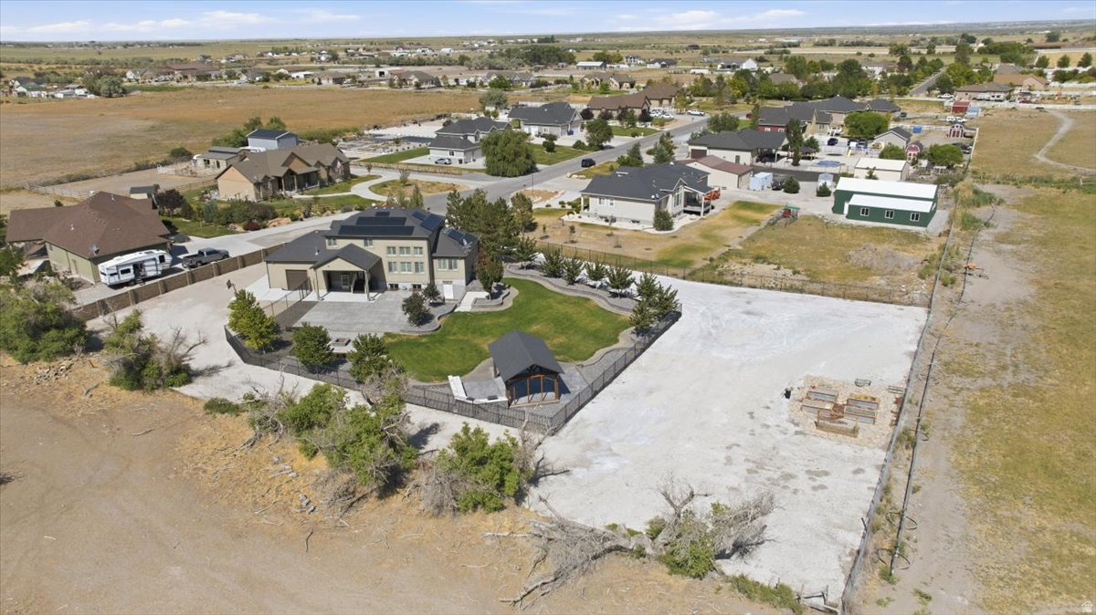 main property photo 67