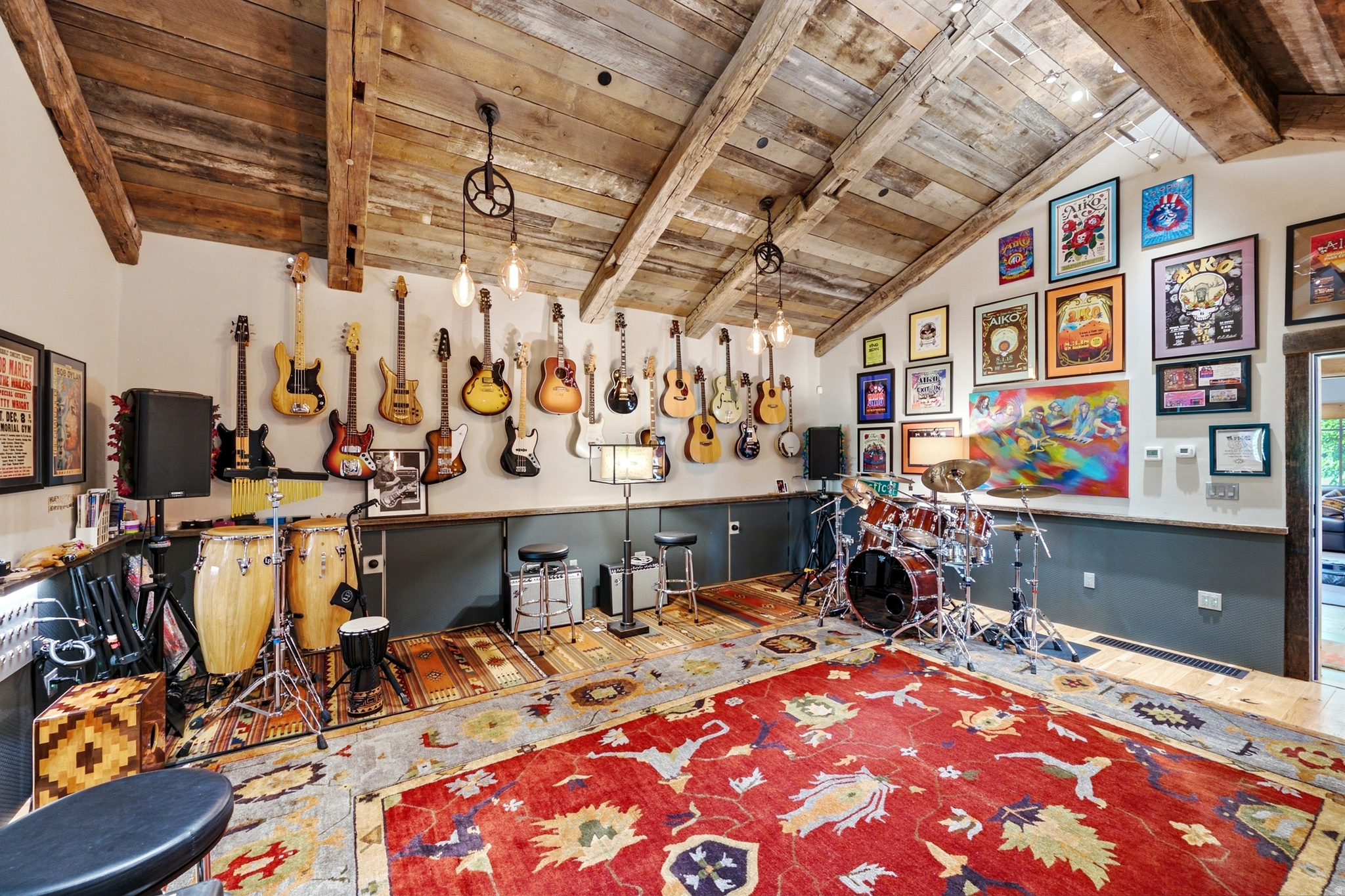 main property photo 81