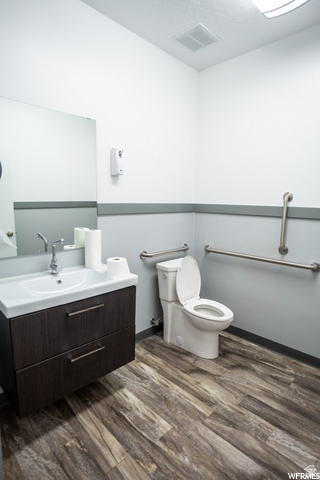 main property photo 111