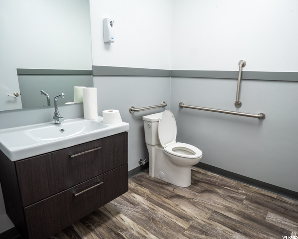main property photo 112