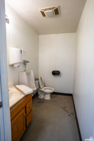 main property photo 74