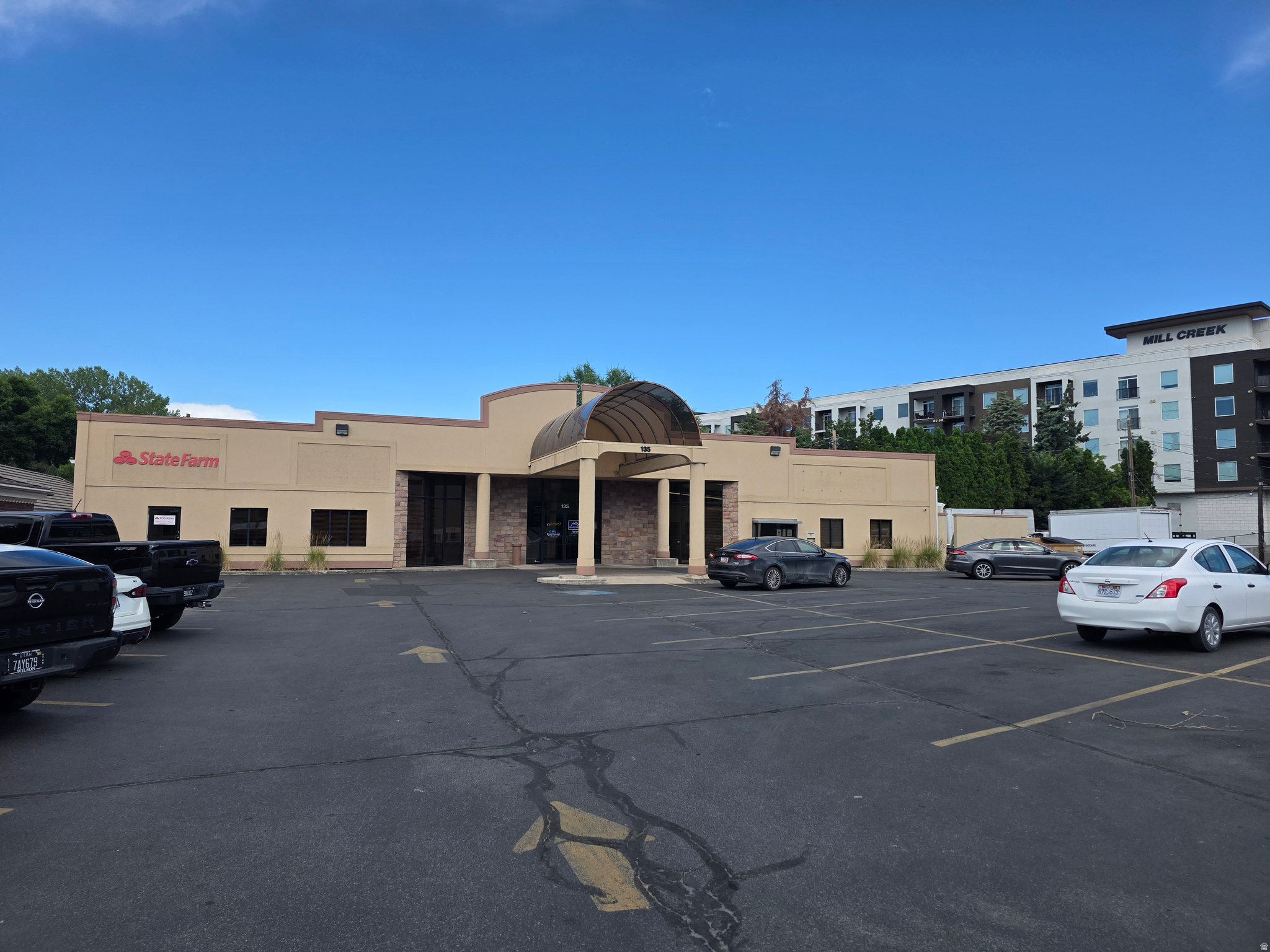 main property photo 17
