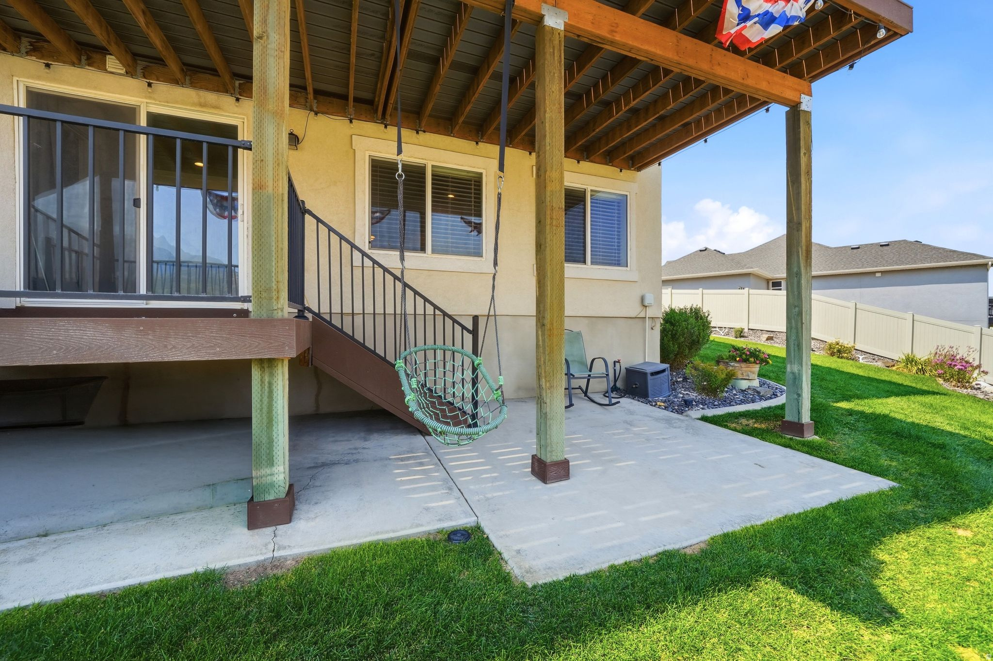 main property photo 49