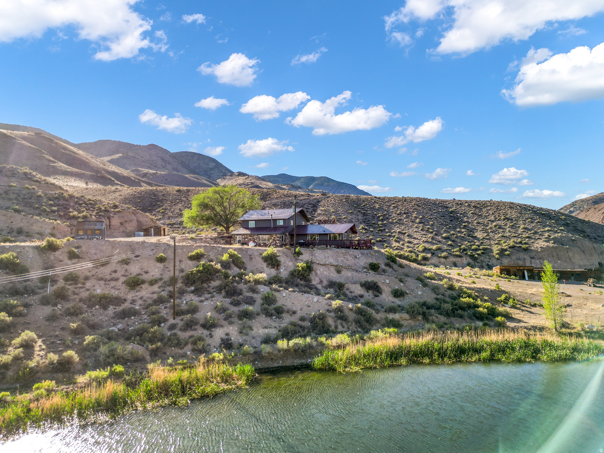 main property photo 14