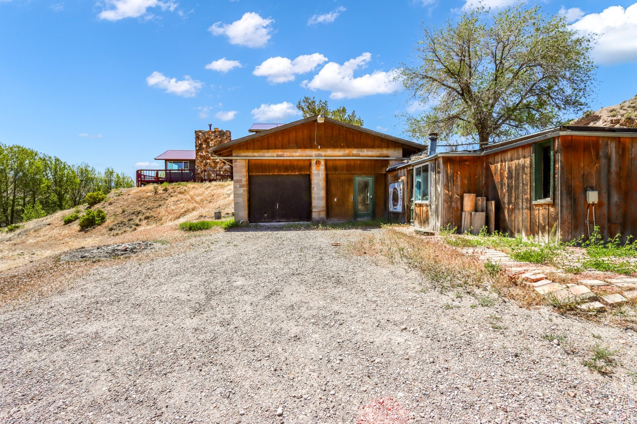 main property photo 49