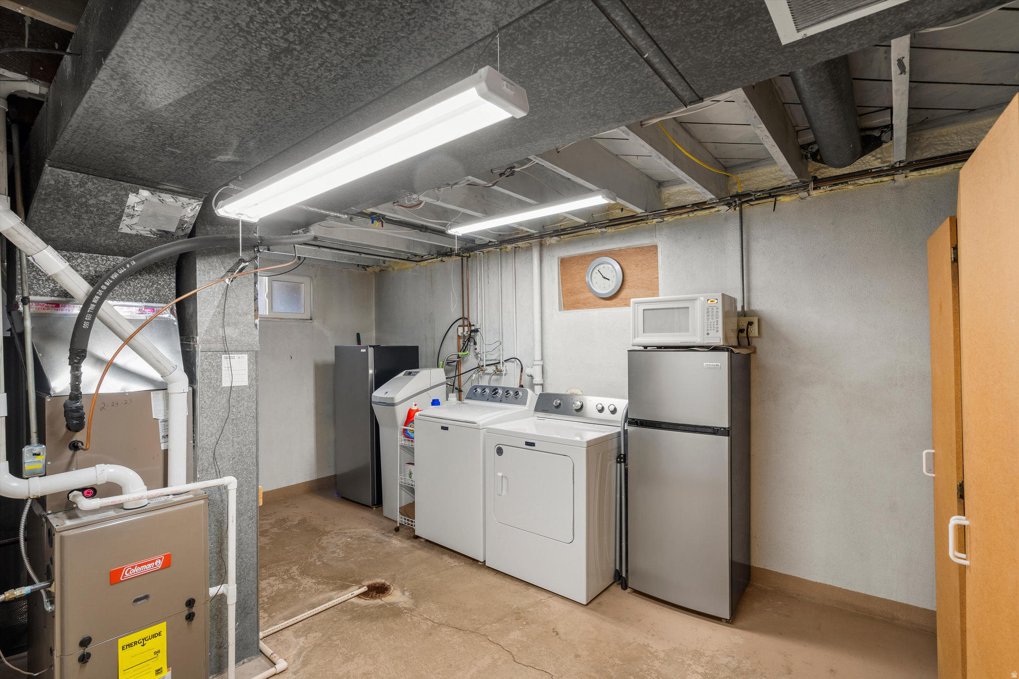 main property photo 18