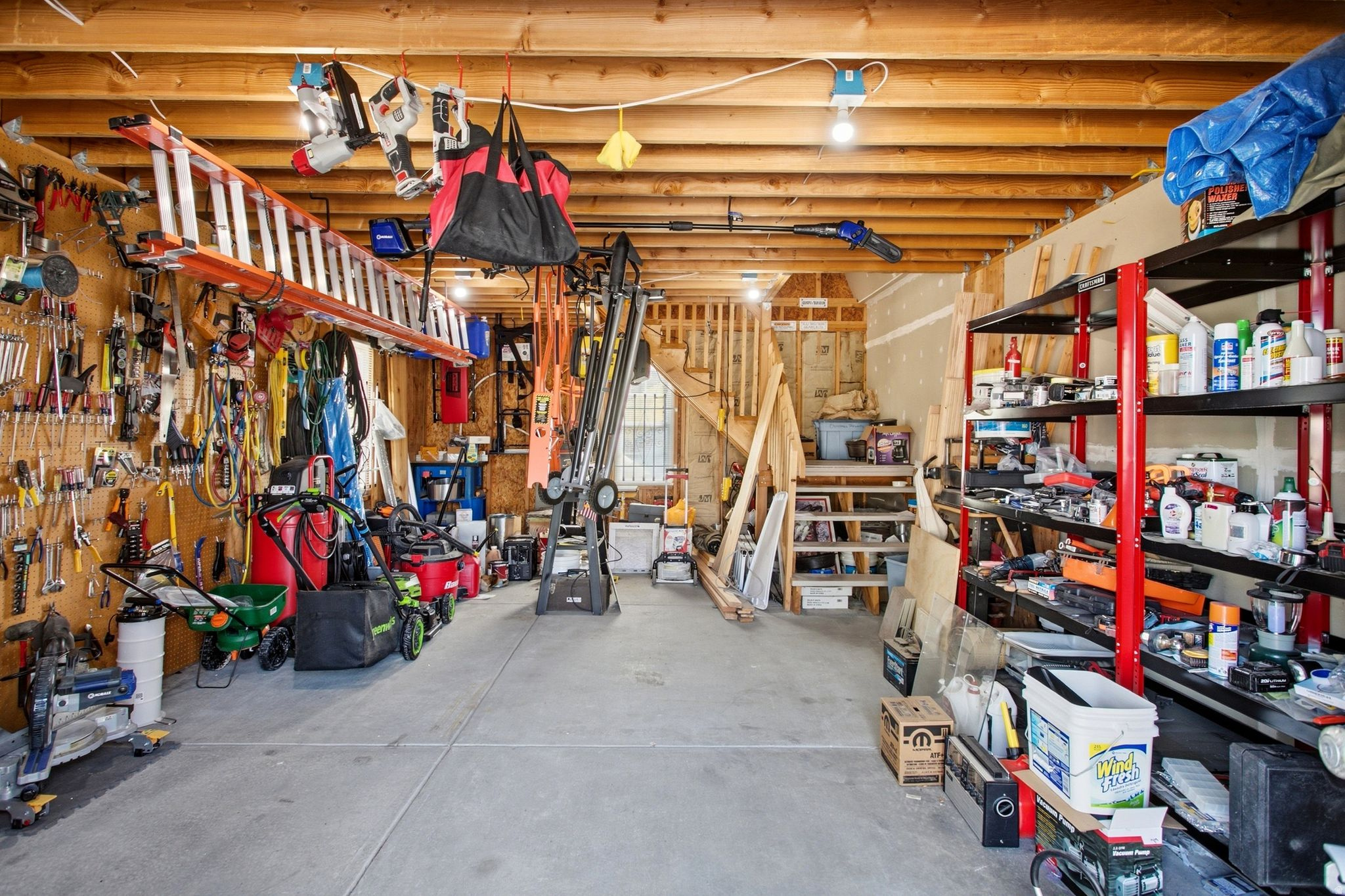 main property photo 49