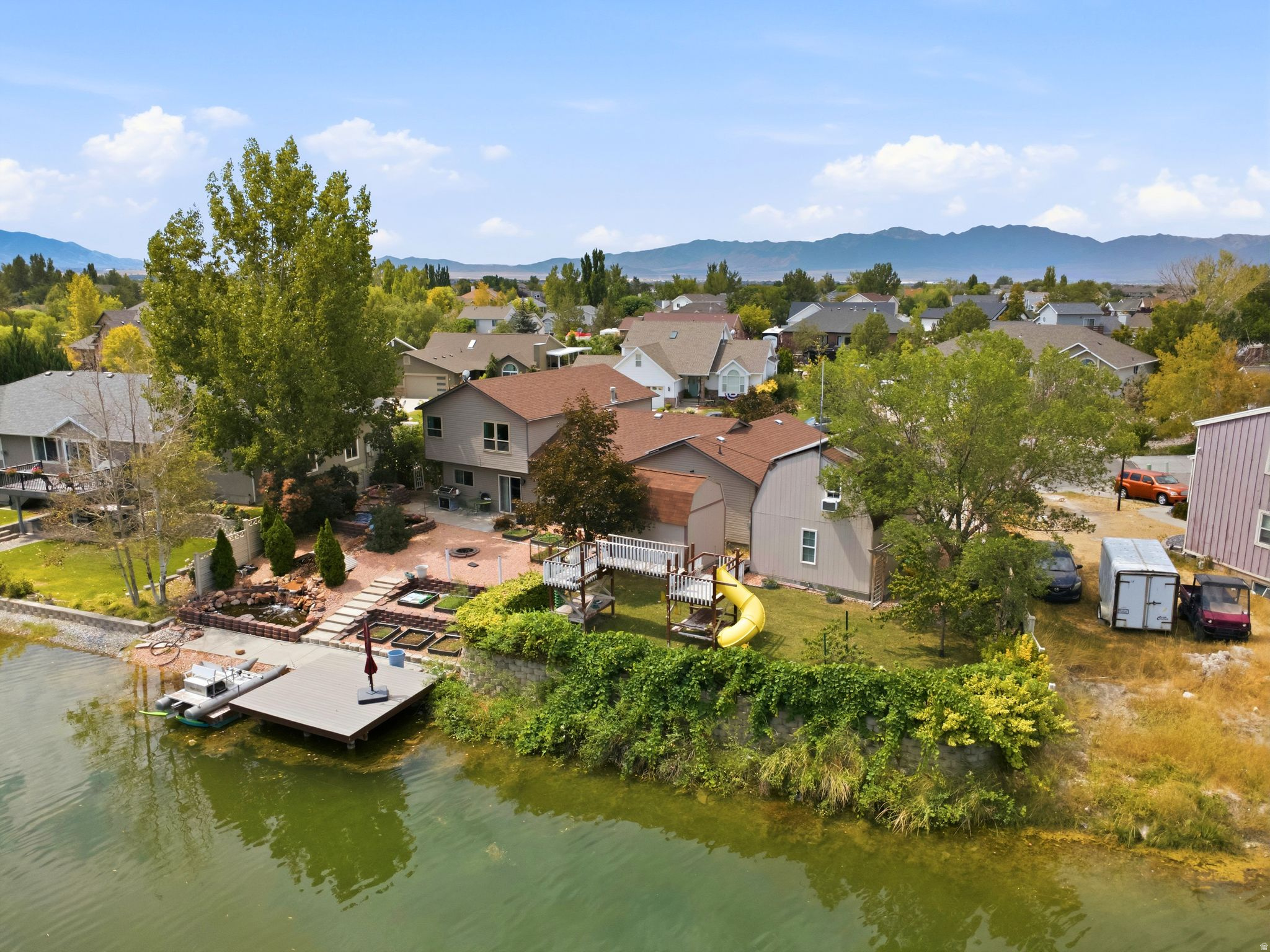 main property photo 5