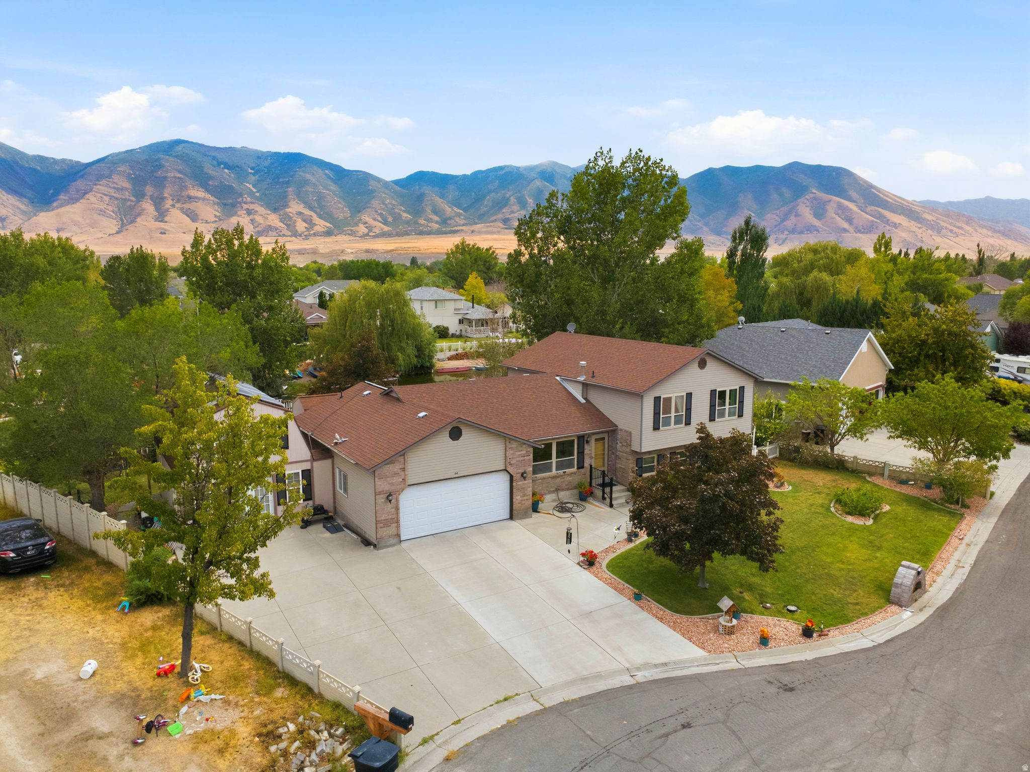 main property photo 66