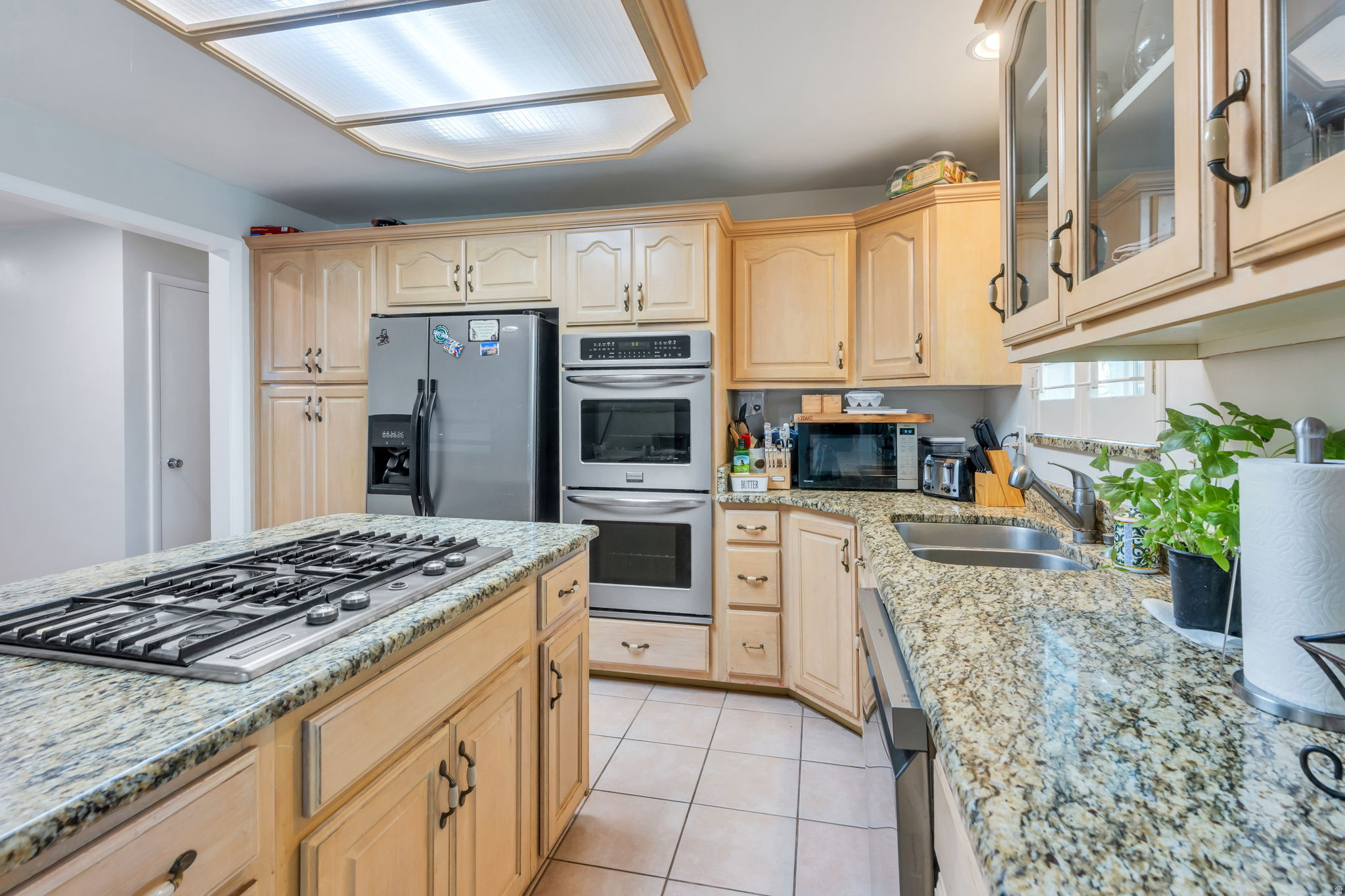 main property photo 8