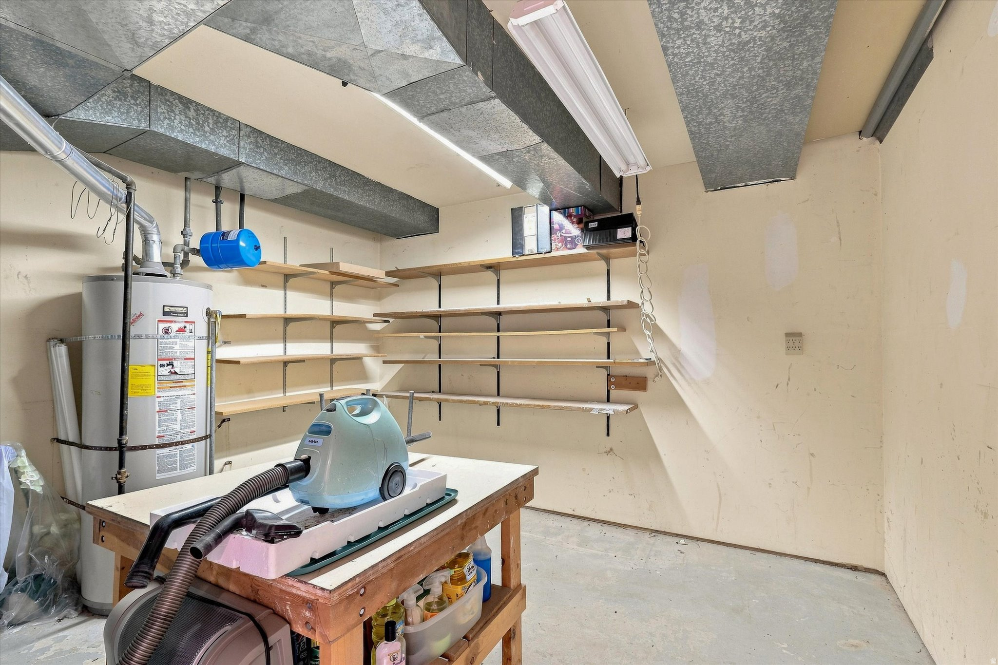 main property photo 39