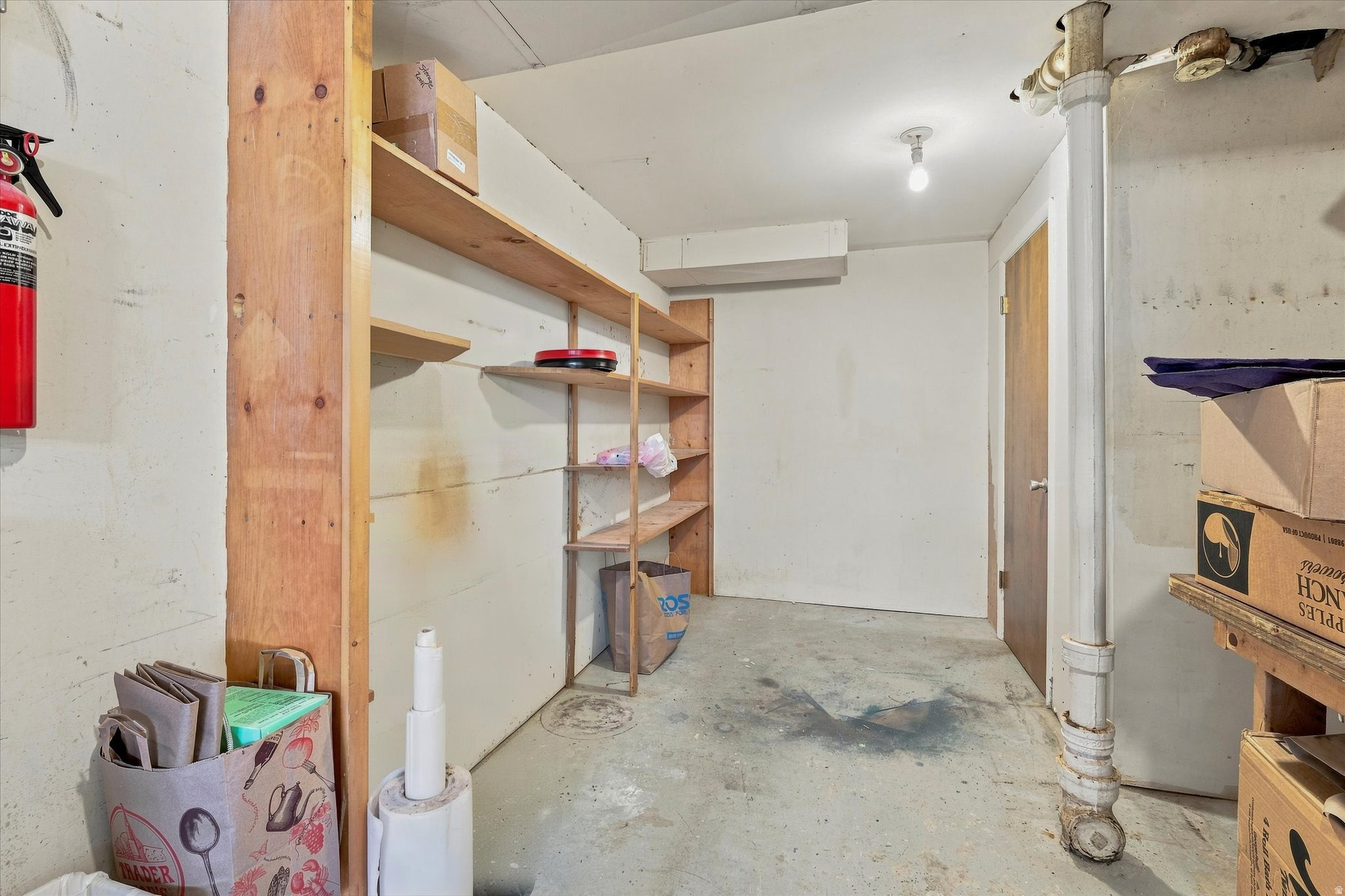 main property photo 40