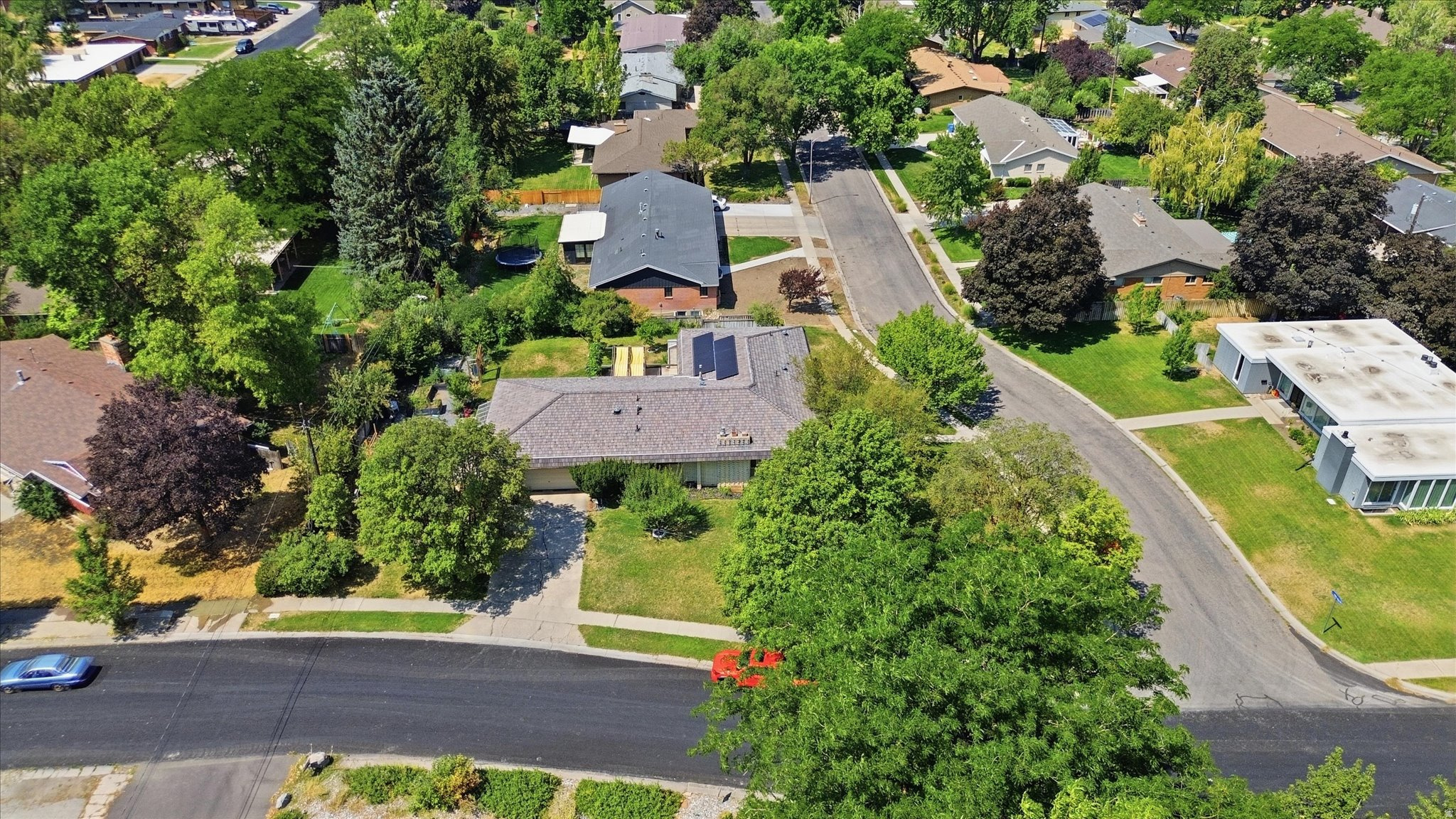 main property photo 68