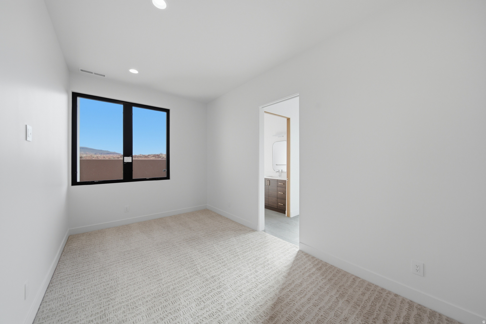 main property photo 76