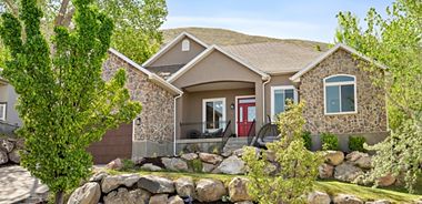 image of property with 5 Bed | 4 Bath | 3,270 Sqft
