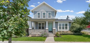 image of property with 5 Bed | 4 Bath | 3,701 Sqft
